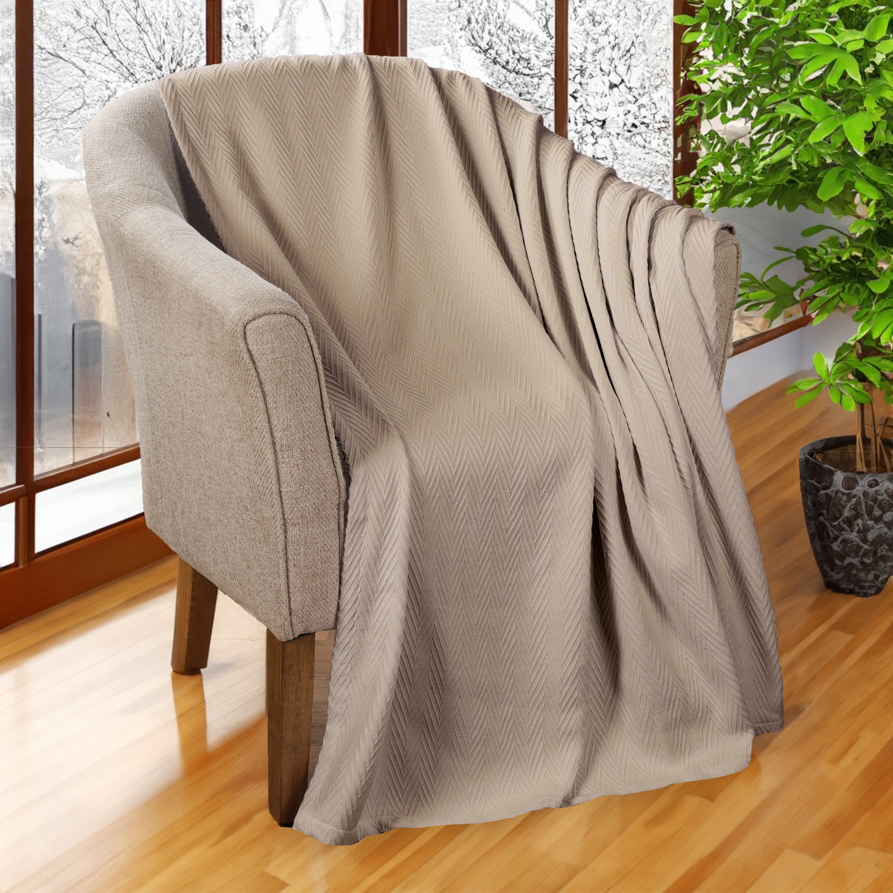 Soft All-Season Chevron Cotton Bed Blanket & Sofa Throw - Cozy Home Decor for Living Room, Bedroom, and Travel