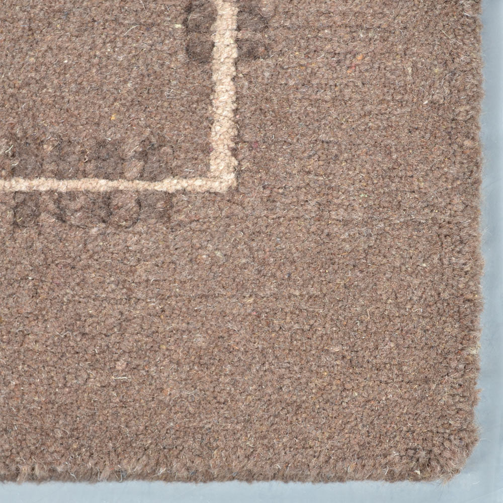 Stylish Bold Hand Tufted Area Rug - Soft & Durable Home Decor for Living Room, Bedroom, or Office