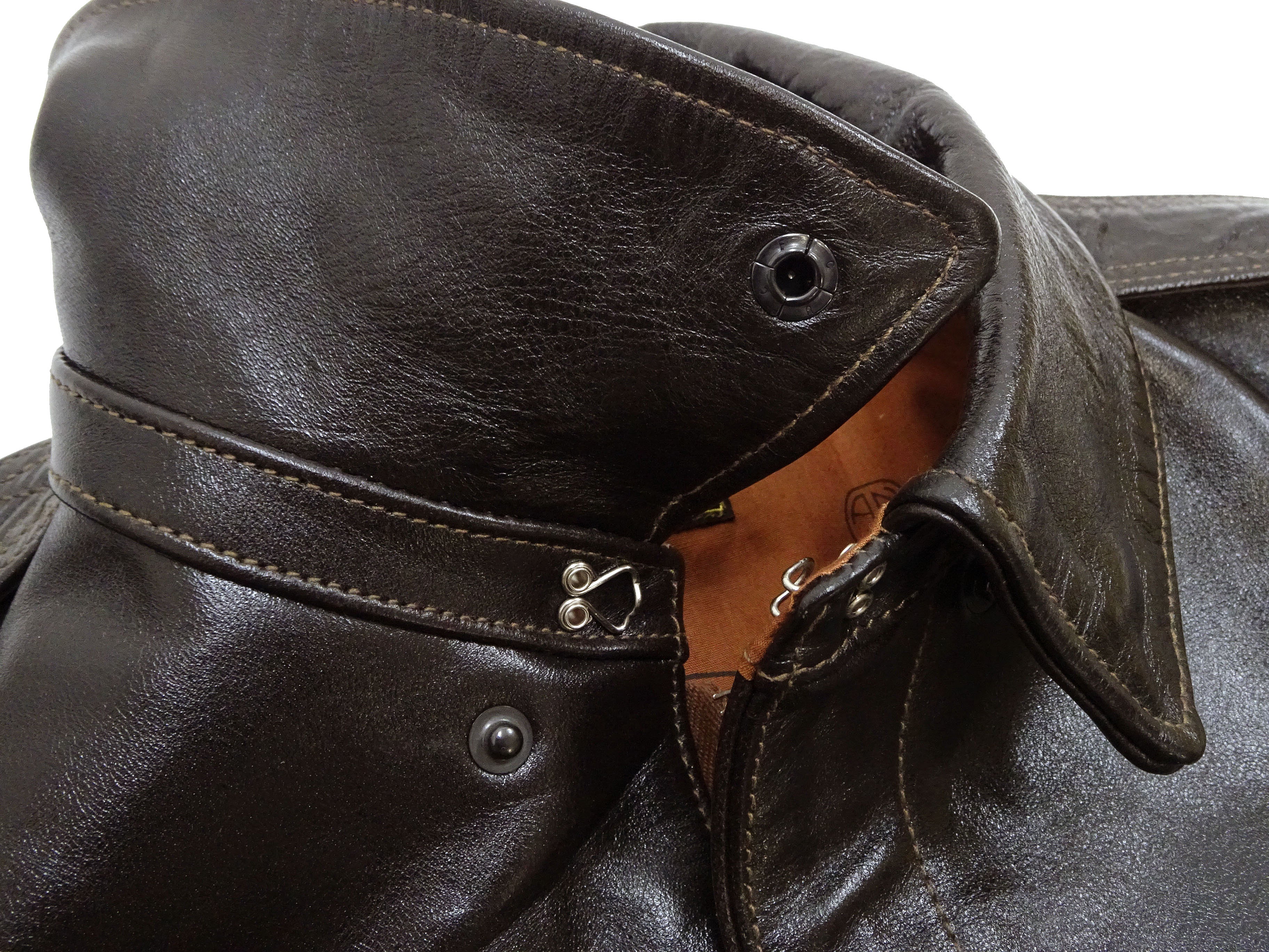 TOYS McCOY Steve McQueen A-2 Flight Jacket for Men - Genuine Leather Bomber Jacket TMJ2412 in Seal Brown - Perfect for Aviation Enthusiasts & Vintage Style Lovers