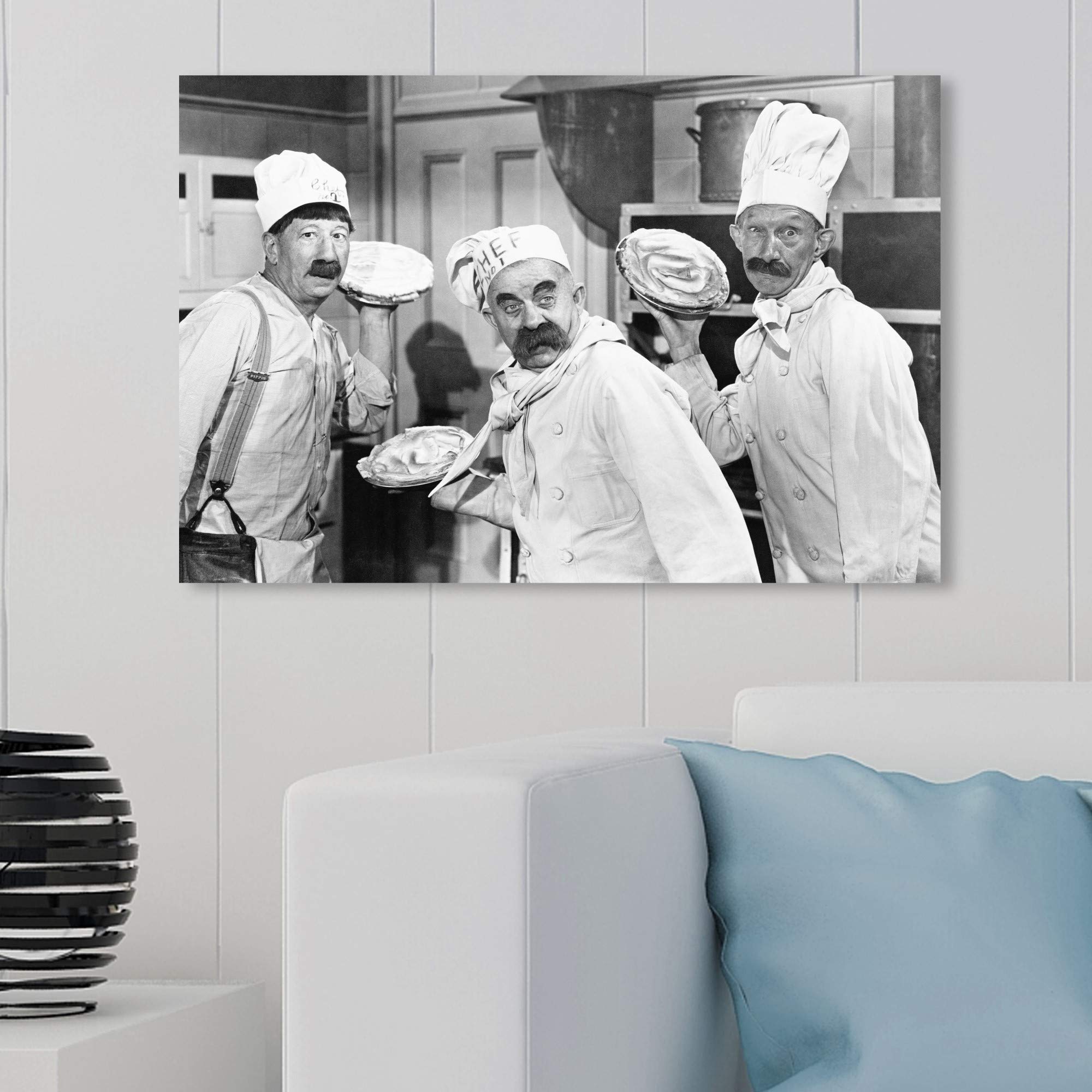 Wynwood Studio 'Pie Fight' Food & Cuisine Wall Art Canvas Print - 30x20 Inch Black & White Kitchen Decor for Chef & Cooking Enthusiasts - Perfect for Restaurant, Cafe, or Home Kitchen Decoration