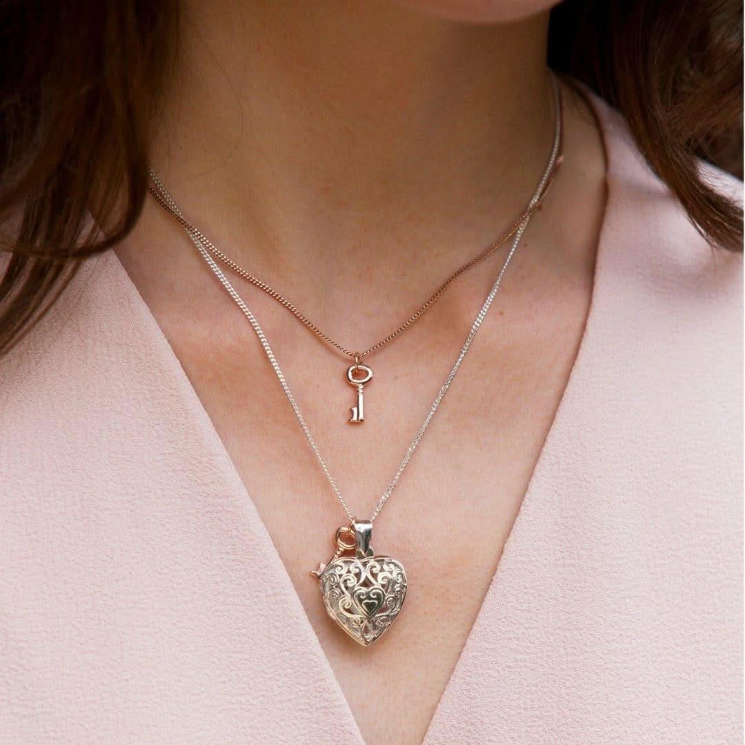 Elegant Gold Key Pendant Necklace for Women - Perfect Gift for Birthday, Anniversary & Special Occasions | Jewelry for Everyday Wear & Formal Events