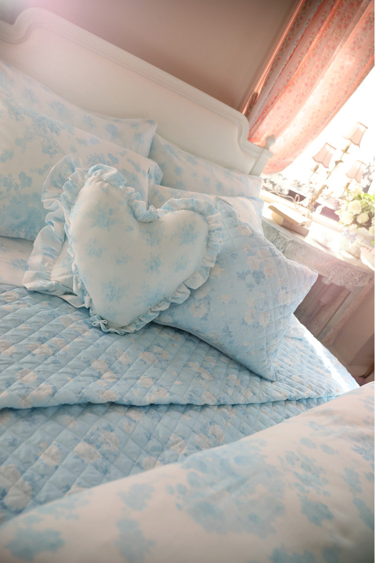 Floral Printed Quilt Set - Soft Whisper Blue Pattern - Queen/King Size Bedding - Lightweight & Breathable for All Seasons - Perfect for Bedroom, Guest Room & Cozy Home Decor