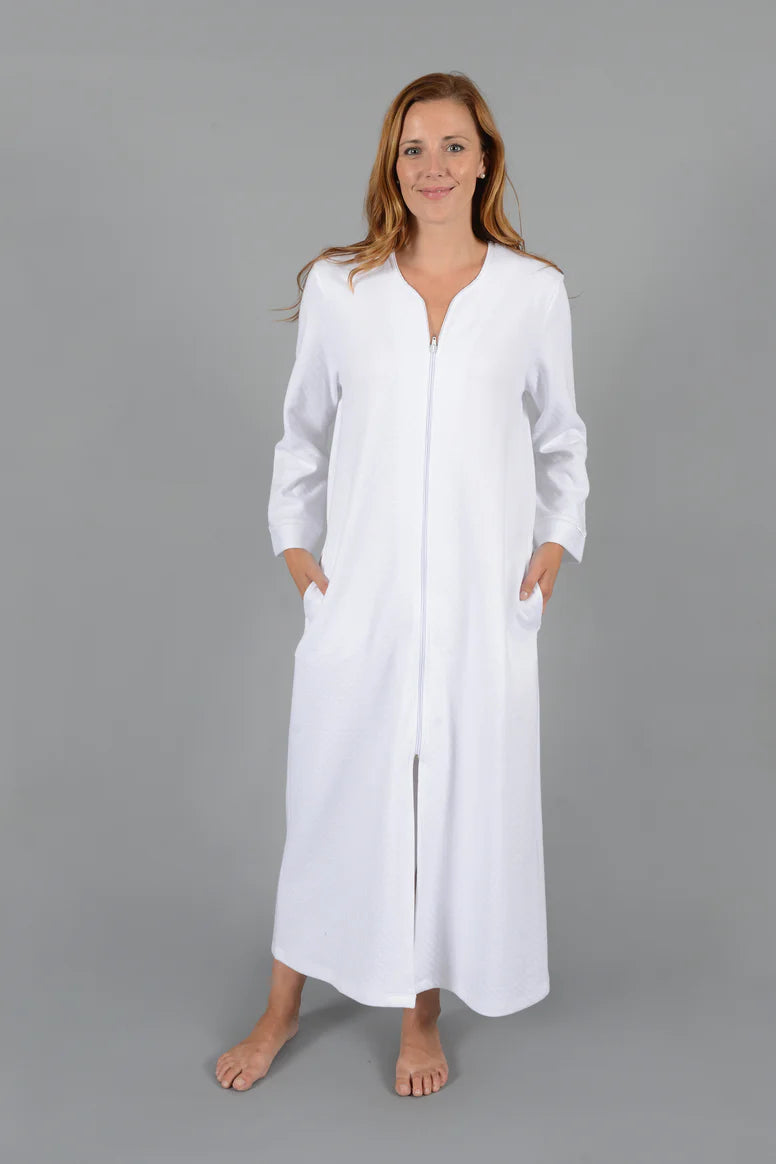 Luxury Diamond Zip Robe Long - Elegant Women's Bathrobe with Pockets & Belt - Perfect for Spa, Bridal, Hotel, and Home Relaxation