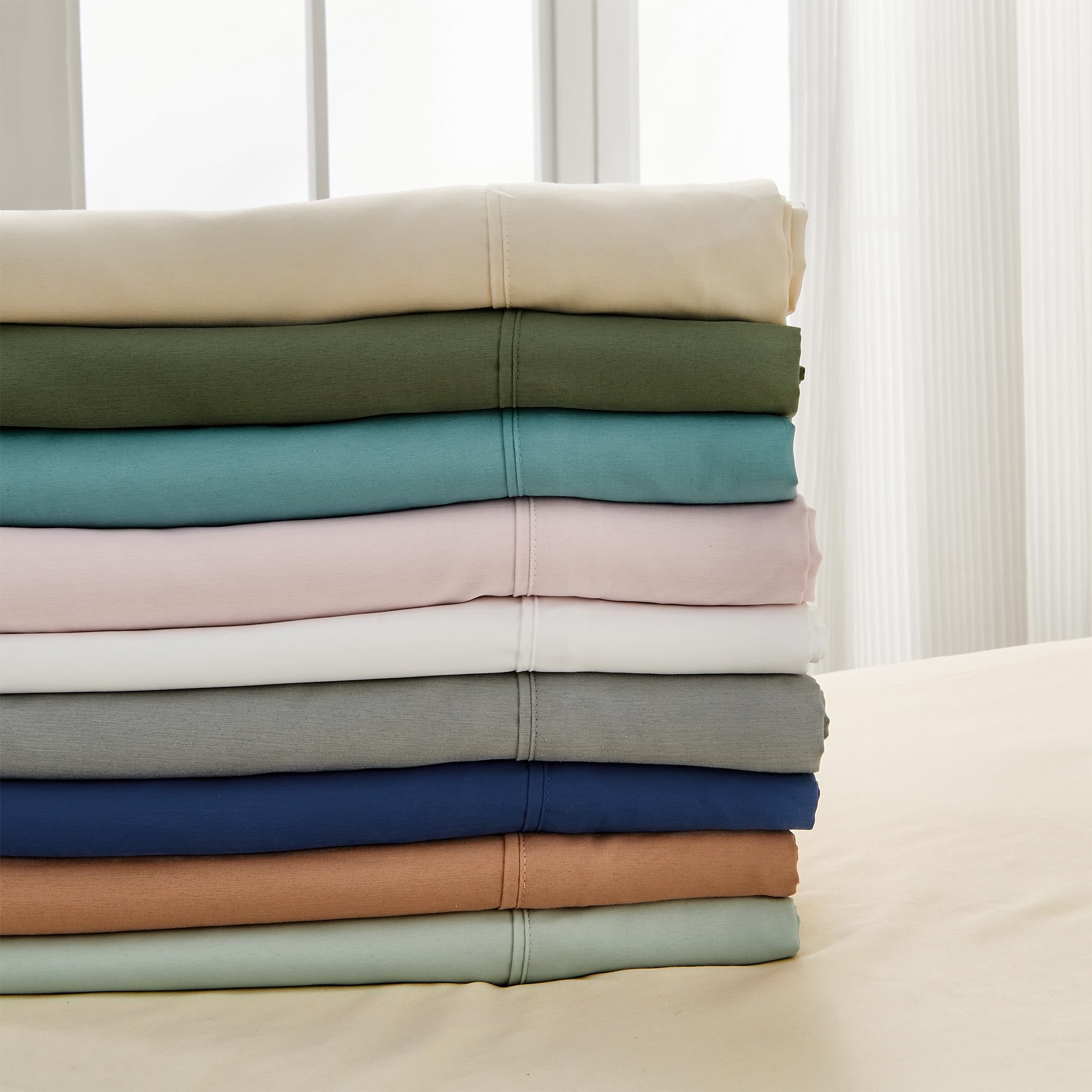 3 Piece Twin Bed Sheet Set - Silky Soft Bamboo Rayon Blend Cooling Sheets | Wrinkle Resistant & Breathable for Hot Sleepers | Perfect for Summer Nights & Guest Rooms (Moss Green)