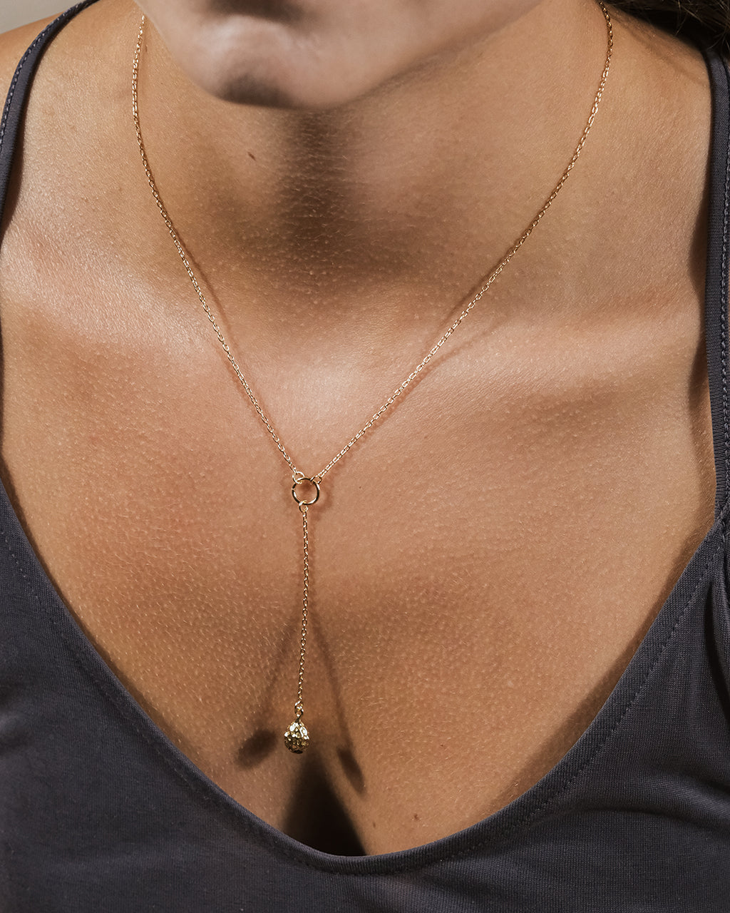 Lee Molten Metal Lariat Necklace for Women - Elegant Layered Gold Chain Statement Jewelry for Party, Date Night & Special Occasions