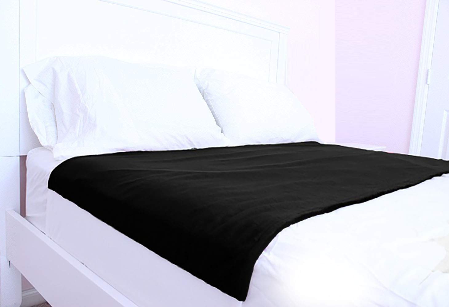 Cycleliners Waterproof Period Bed Sheets Protector - Leakproof, Reusable & Washable Menstrual Bed Pad for Full/Queen Size Mattress (Black) - Perfect for Overnight Protection, Postpartum Care & Incontinence Relief