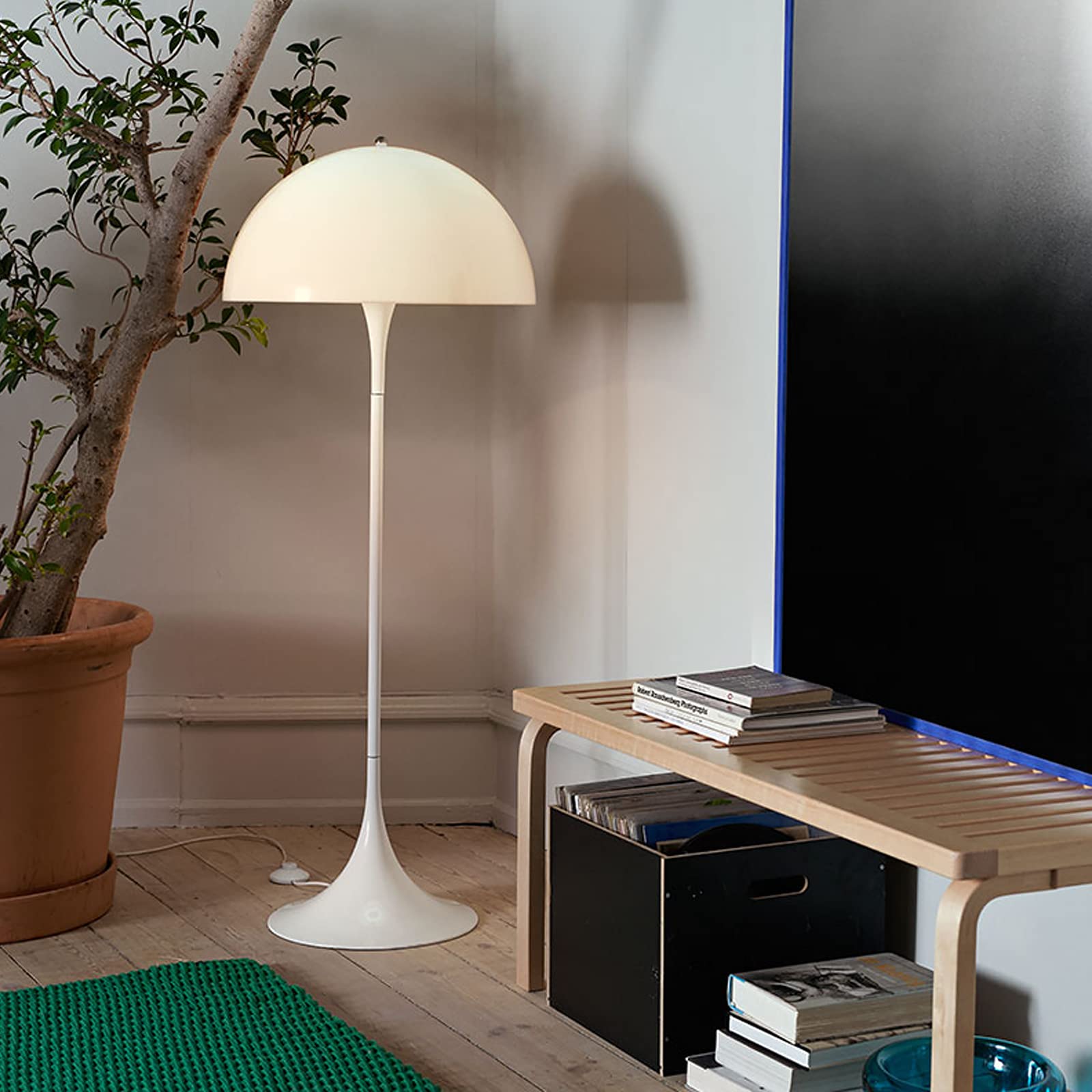 Modern White Acrylic Mushroom Floor Lamp - Semi-Circular Nordic Design for Living Room, Bedroom & Kitchen Island - Soft Ambient Lighting for Cozy Home Decor