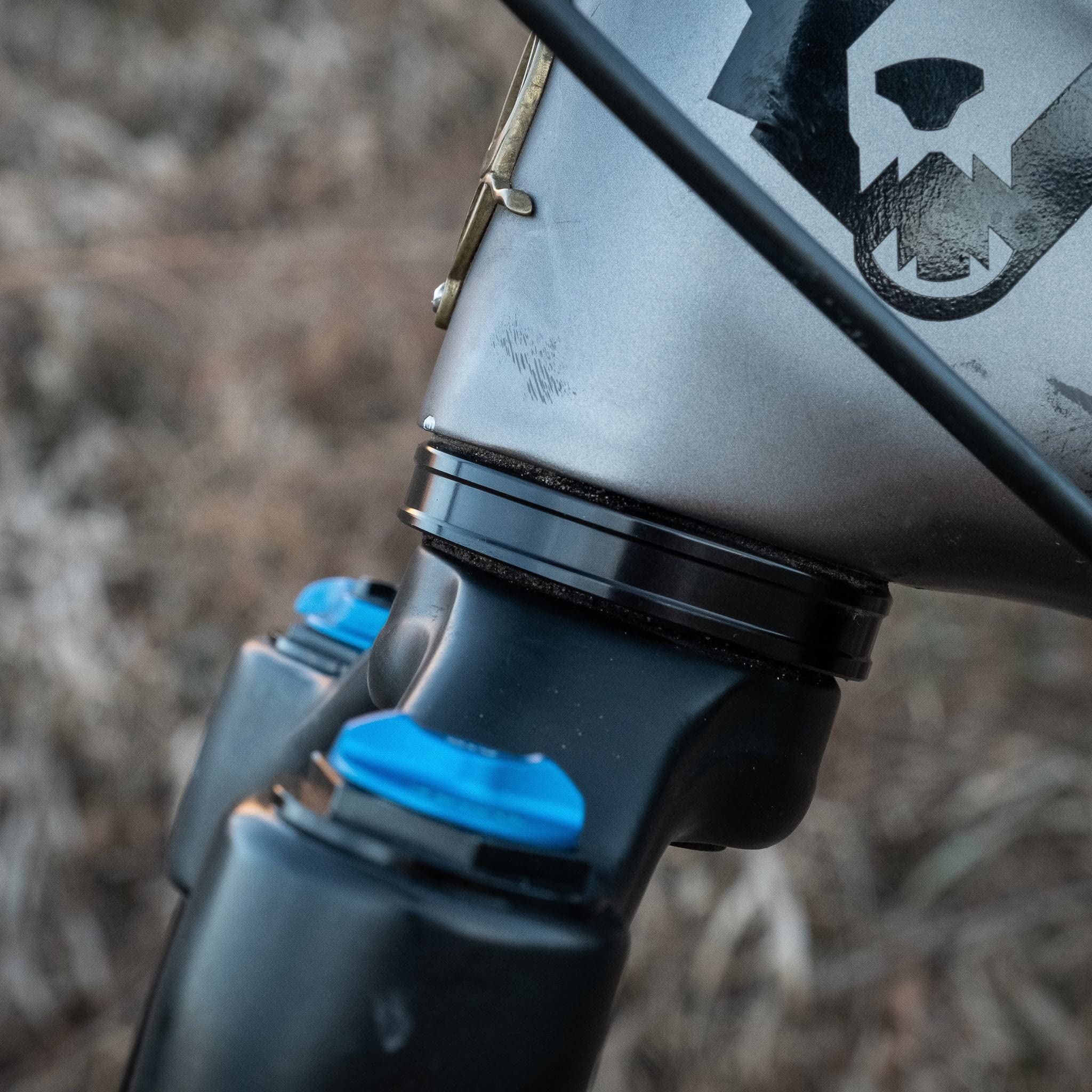 Wolf Tooth GeoShift EC44 Short Headset - Lightweight & Durable Mountain Bike Headset for Trail & Enduro Riding - Perfect for Upgrading Your Bike's Steering Performance