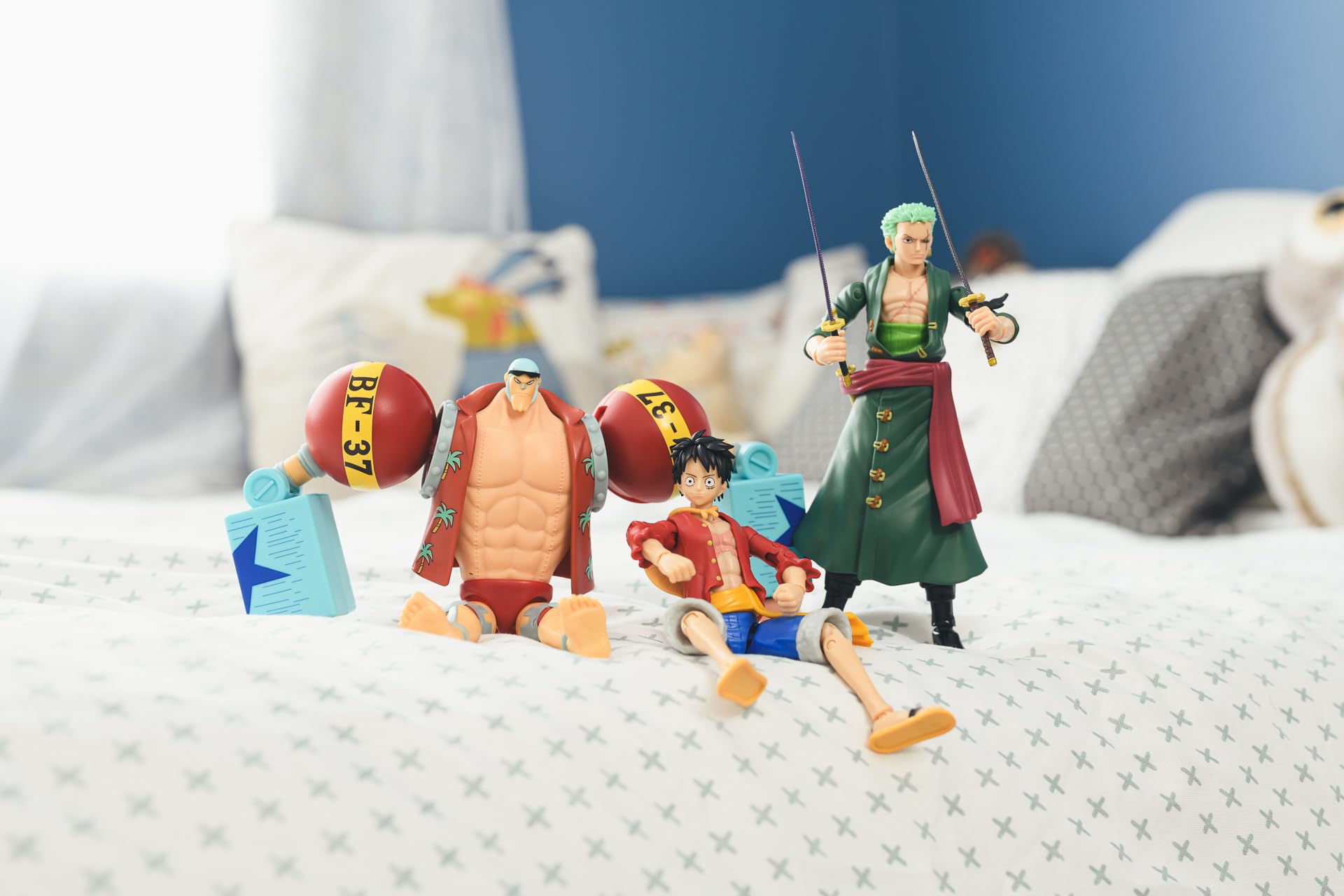 BANDAI One Piece Franky Action Figure 17cm Articulated Anime Collectible with Display Stand | Pirate Toys for Anime Fans | Perfect Gift for One Piece Lovers | Great for Display, Collection, and Role Play