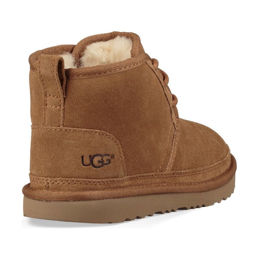 UGG Kid's Neumel II Boot in Chestnut - Warm Winter Snow Boots for Boys & Girls - Perfect for Outdoor Play & Cold Weather