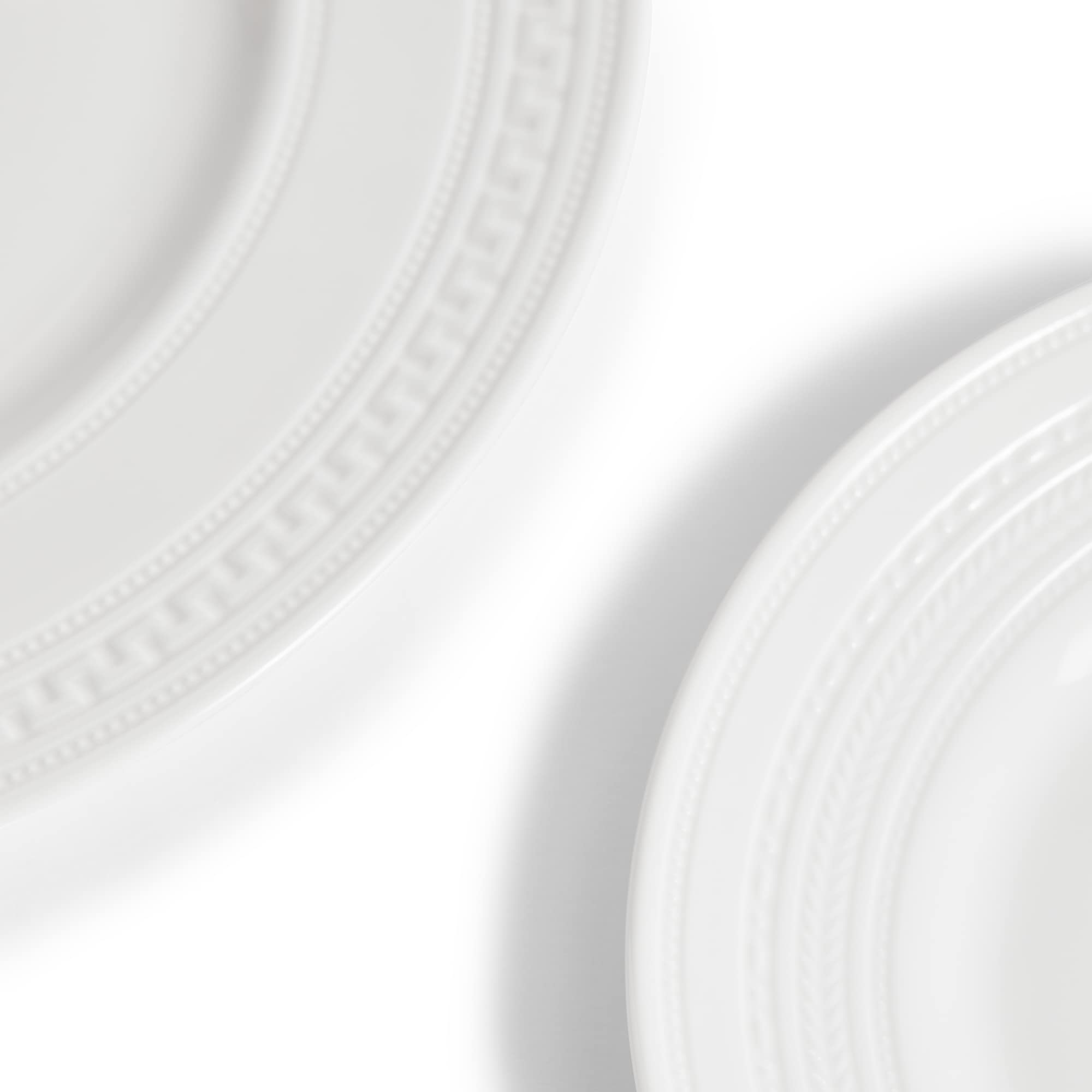 Wedgwood Intaglio 4-Piece Place Setting - Elegant Dinnerware Set for Formal Dining & Special Occasions