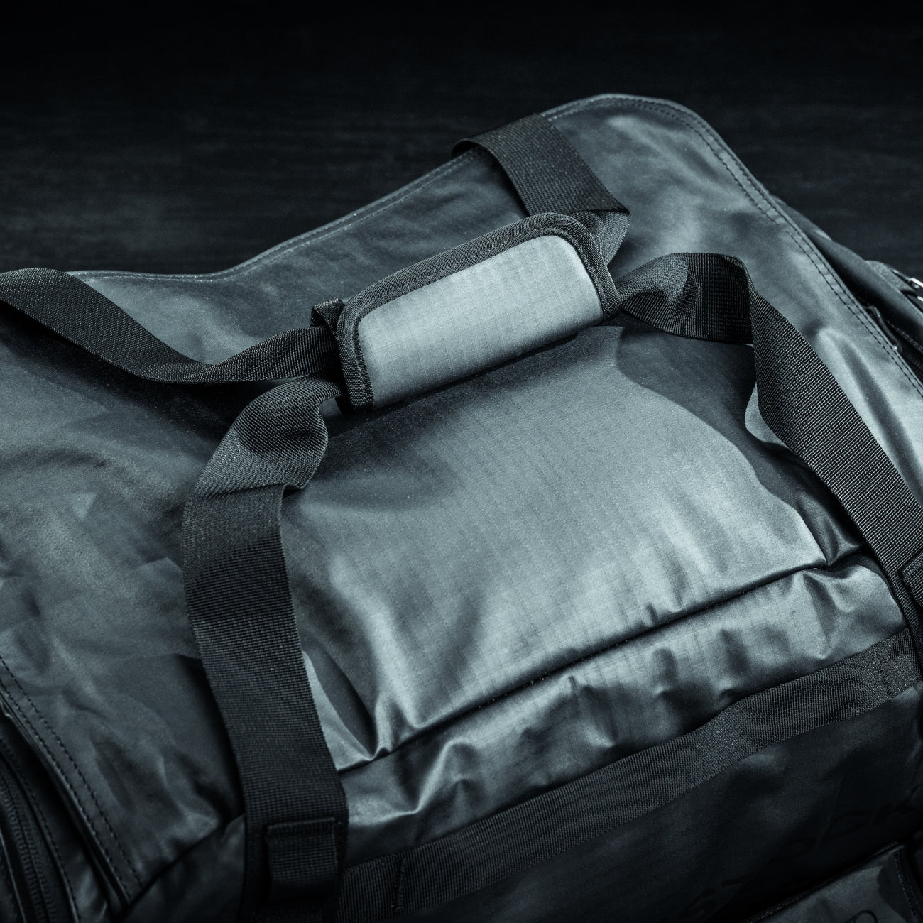 Eberlestock Hyllus Duffel Bag - Ultra Durable Water-Resistant Travel Duffel with Multiple Internal & External Pockets - Perfect for Camping, Hiking, Gym & Outdoor Adventures