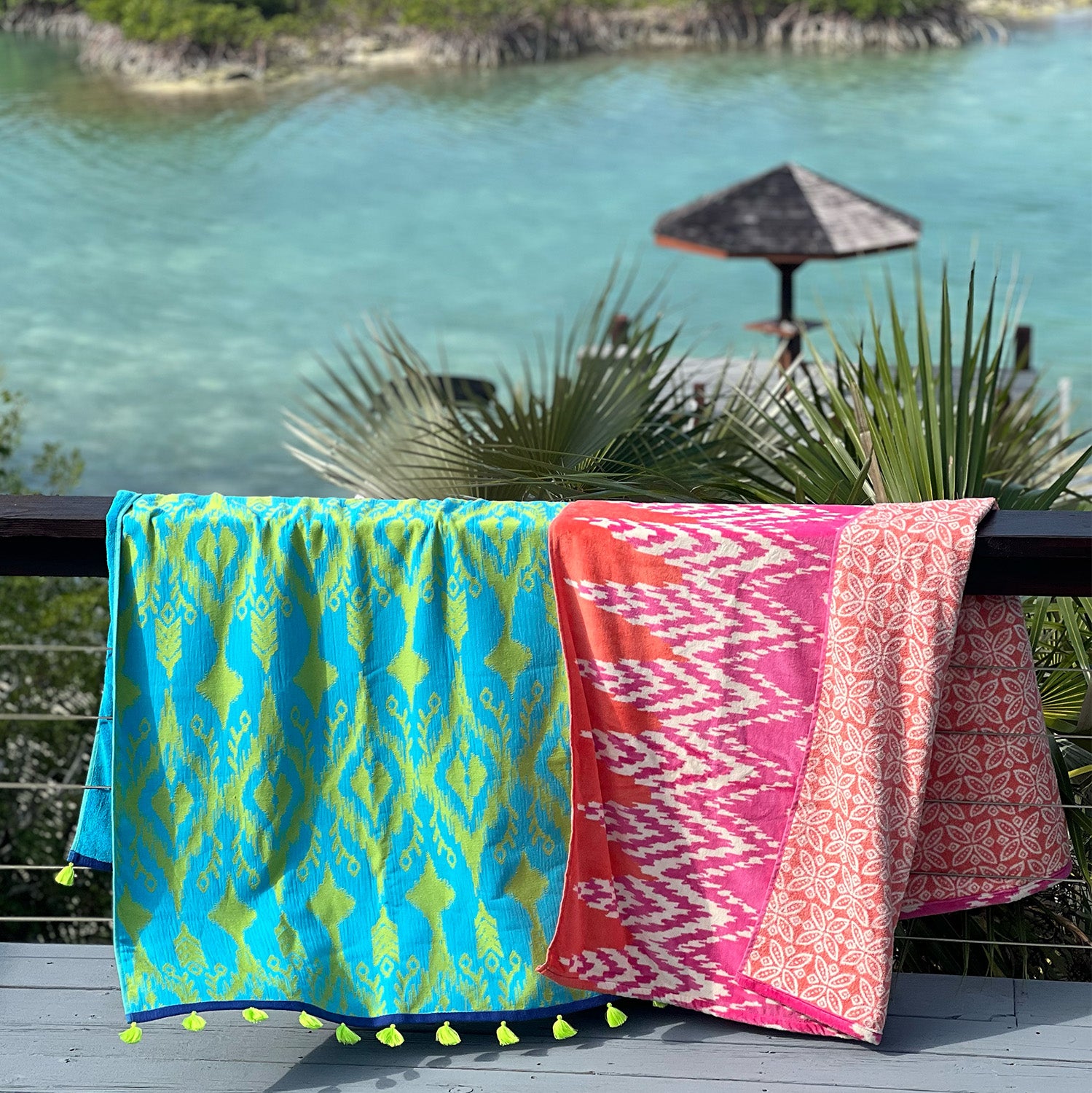 Premium Peacock Beach Towel - Large Soft Quick Dry Sand Free Towel for Pool, Beach, Travel & Yoga - Stylish Blue Peacock Design