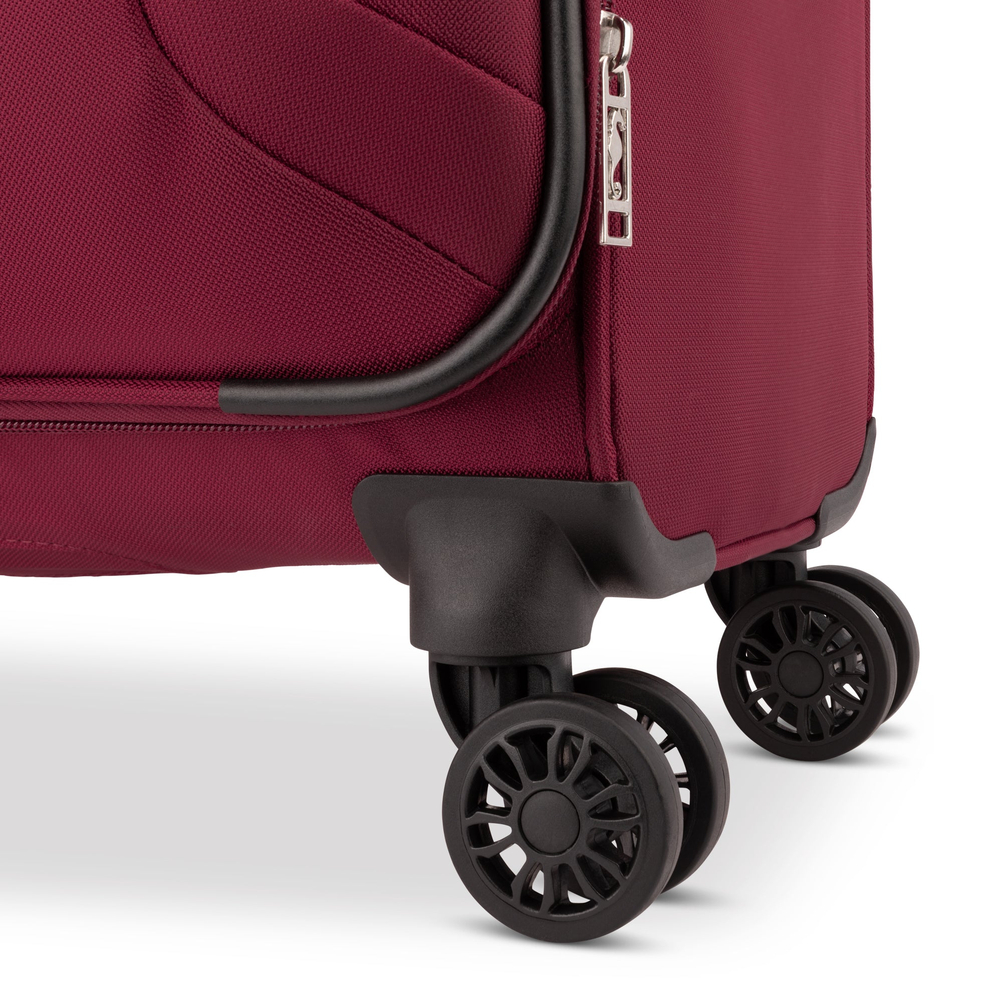 Atlantic Artisan III Spinner Medium Expandable Luggage - 20