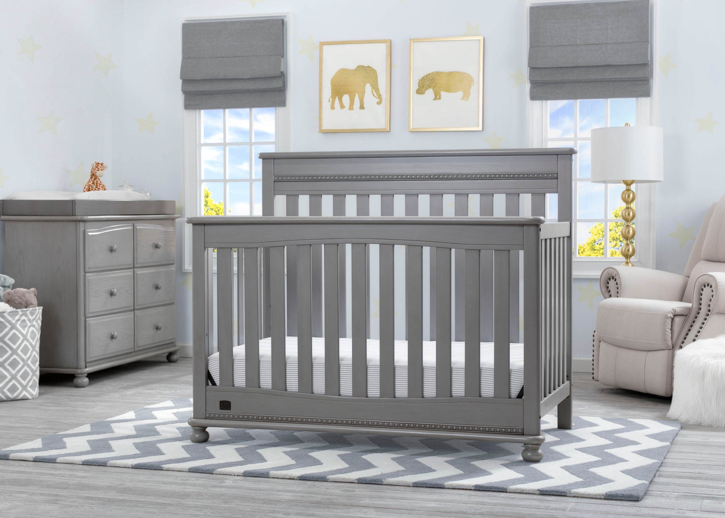 Franklin 4-in-1 Convertible Baby Crib - White Nursery Furniture for Newborn to Toddler Bed | Perfect for Modern Nursery, Bedroom & Daycare Use