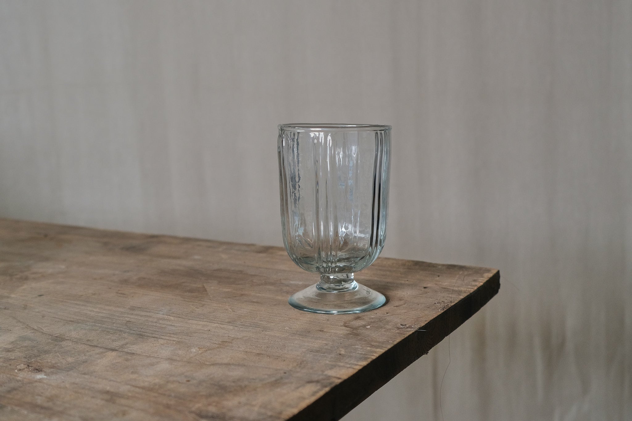 Premium Ribbed Wine Glasses Set of 4 - Elegant Textured Stemware for Red & White Wine - Perfect for Dinner Parties, Romantic Dates & Home Bar Decor