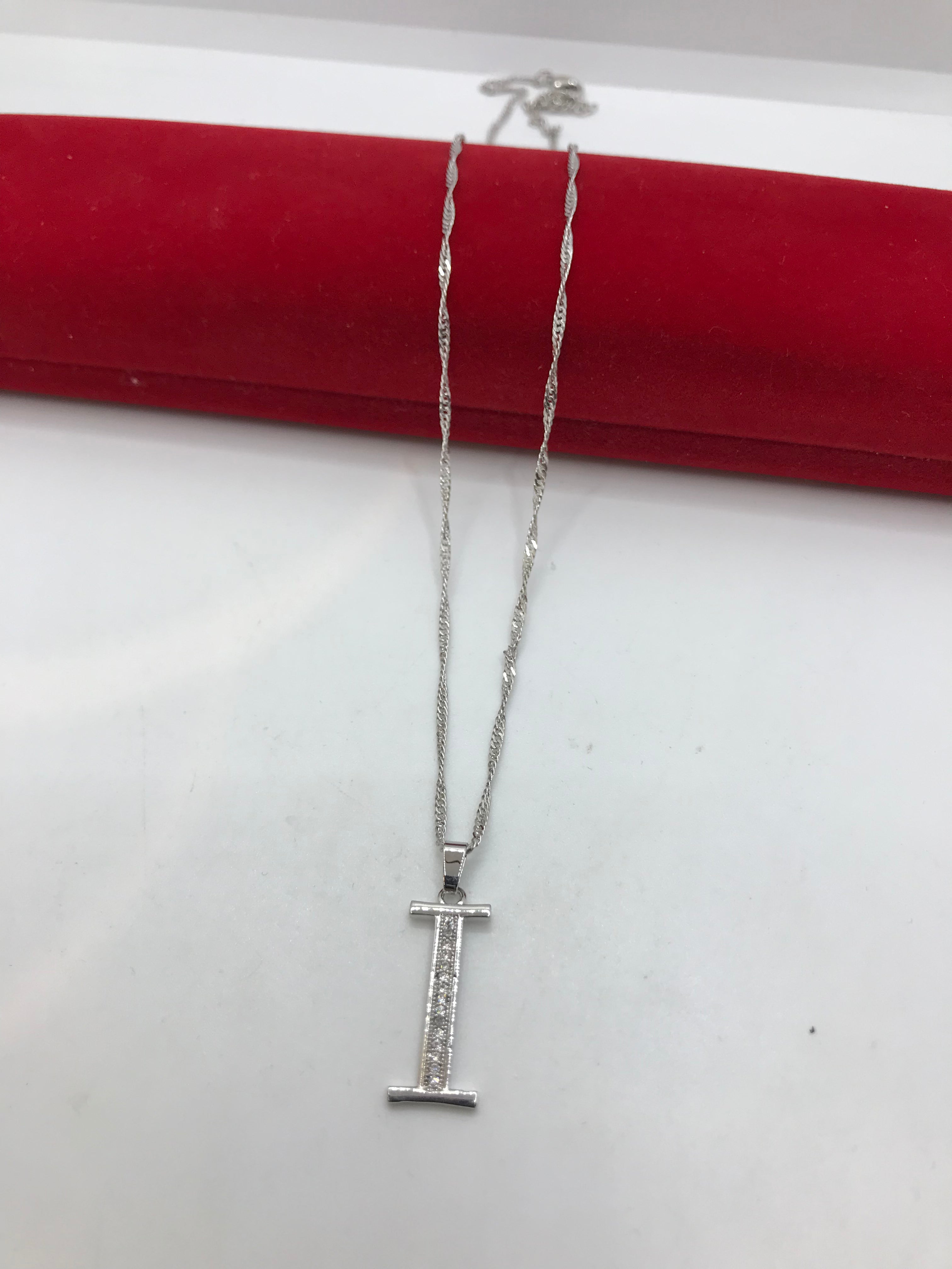 Personalized Initial Letter Necklace - Custom Name Pendant Jewelry for Women & Girls - Perfect for Birthdays, Anniversaries & Gifts