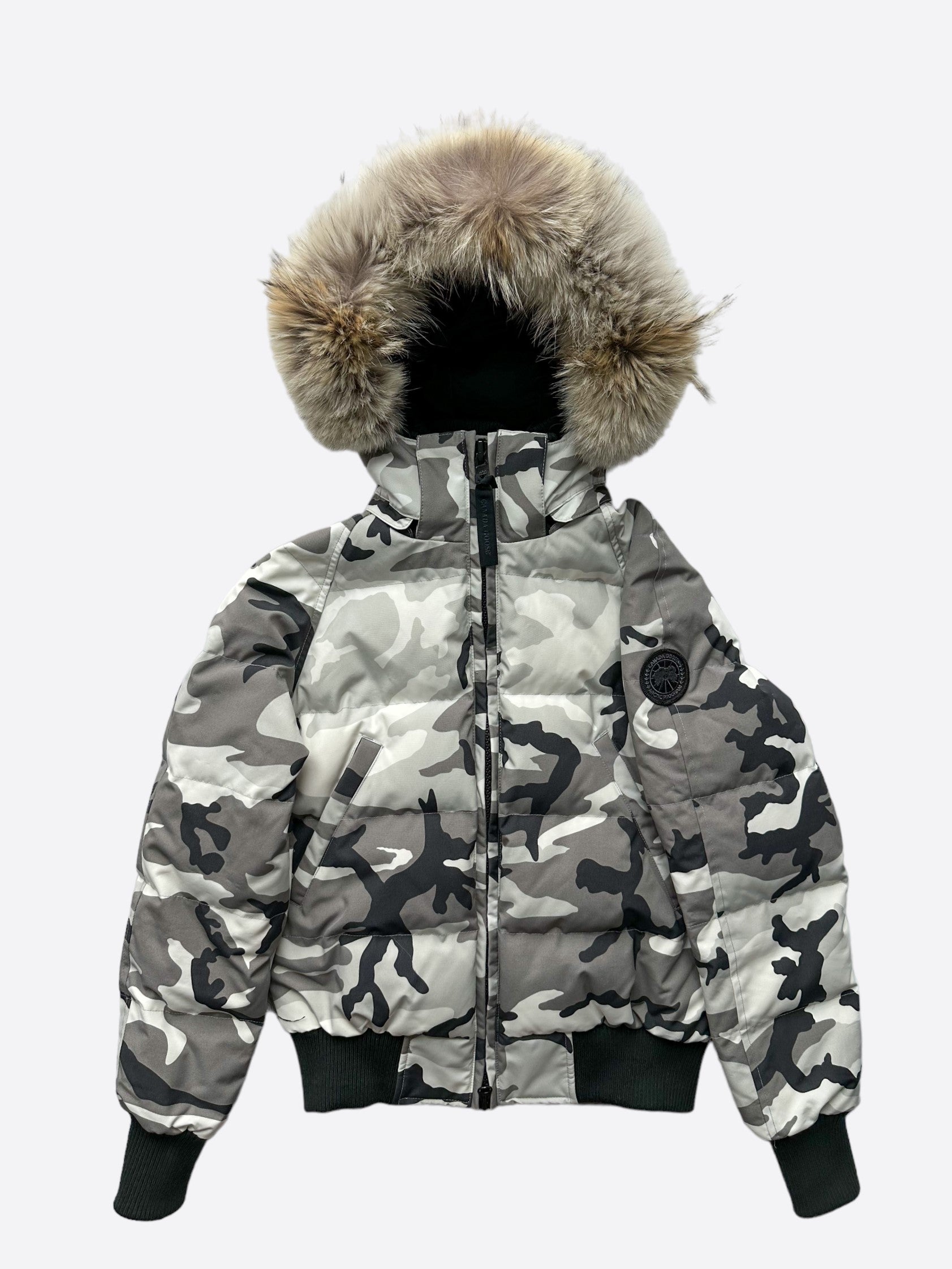 Canada Goose Snow Camo Savona Black Label Women's Winter Jacket - Waterproof, Windproof & Warm Parka for Cold Weather - Perfect for Skiing, Snowboarding & Outdoor Adventures