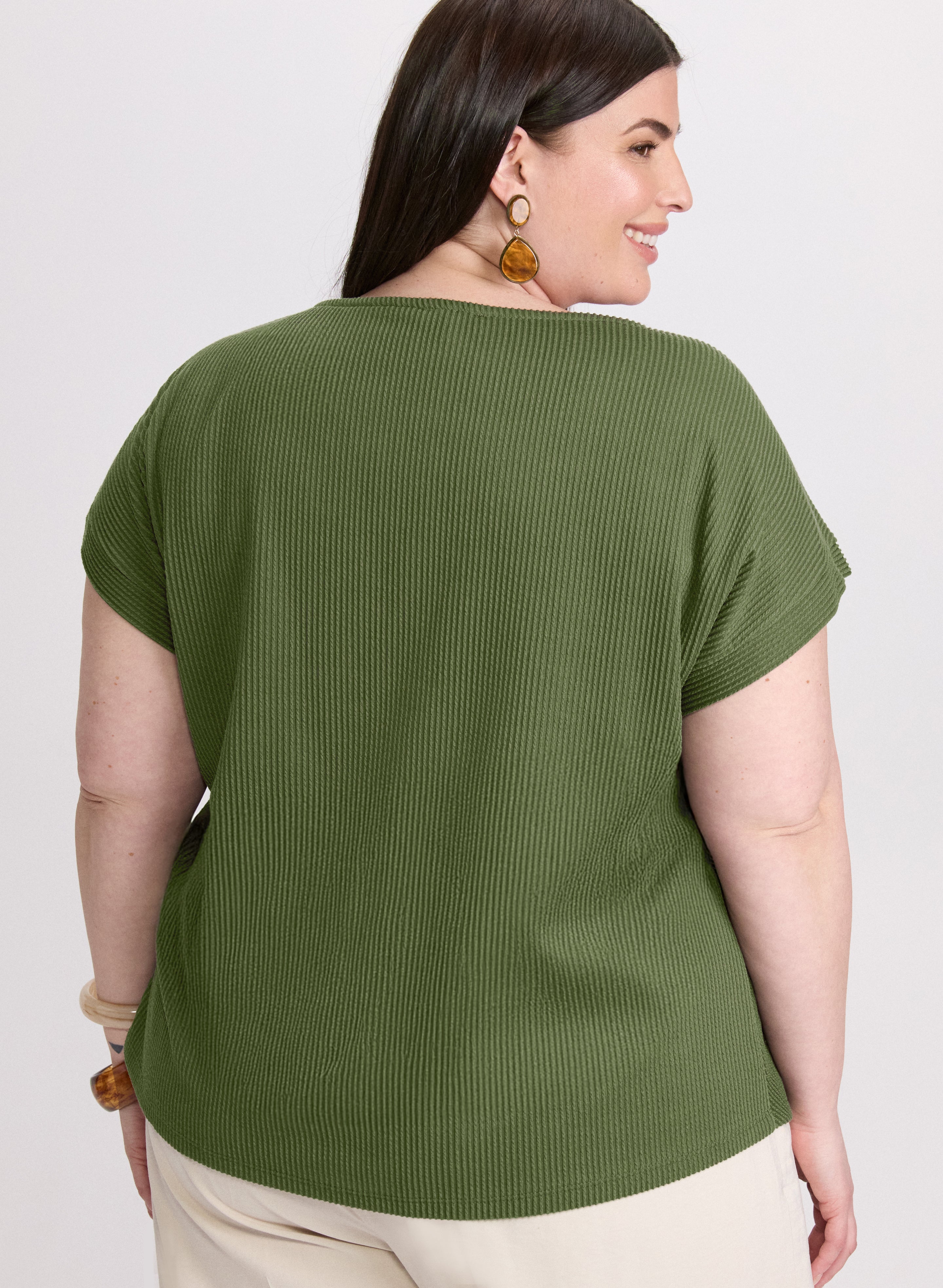 Stylish Button Detail Top for Women - Trendy Blouse with Button Accents - Perfect for Casual Outings & Office Wear
