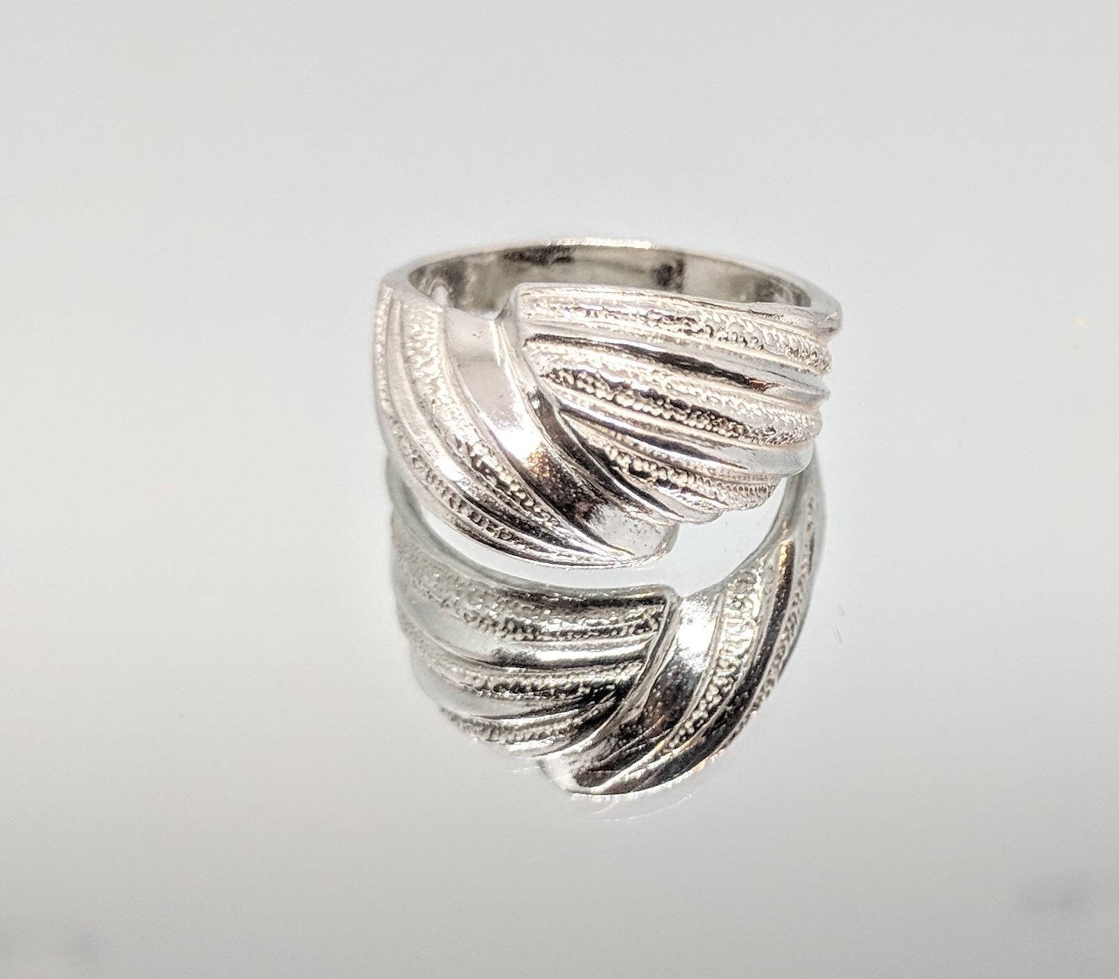 14K Gold or Sterling Silver Freeform Textured Ring Shank - Size 7 DIY Jewelry Making, Fashion Statement Ring for Women - Perfect for Weddings, Parties & Everyday Wear
