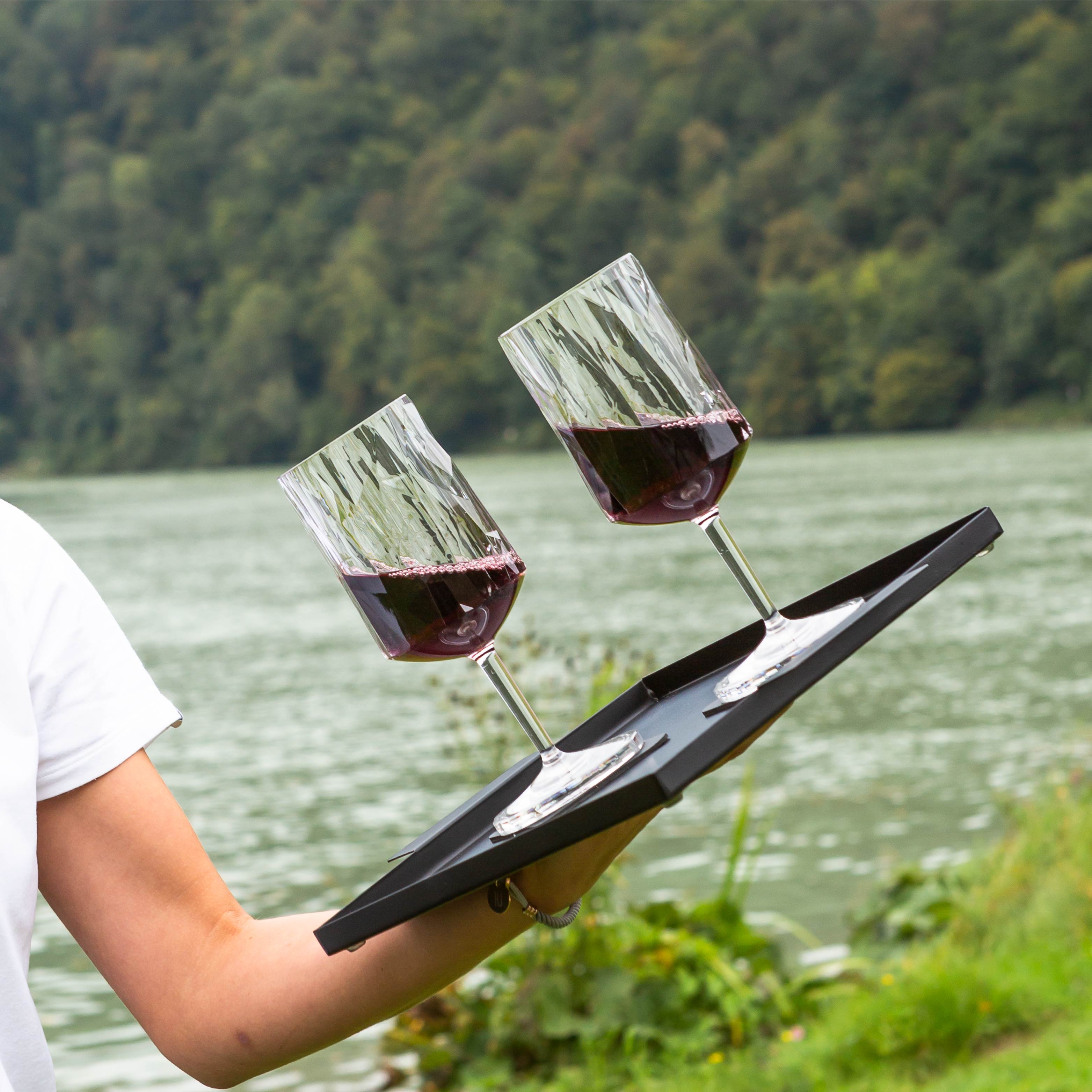 Premium Plastic Wine Glasses with Magnet Base - 0.2L (6.8oz) Shatterproof Stemless Cups for Outdoor Picnics, BBQs, and Pool Parties