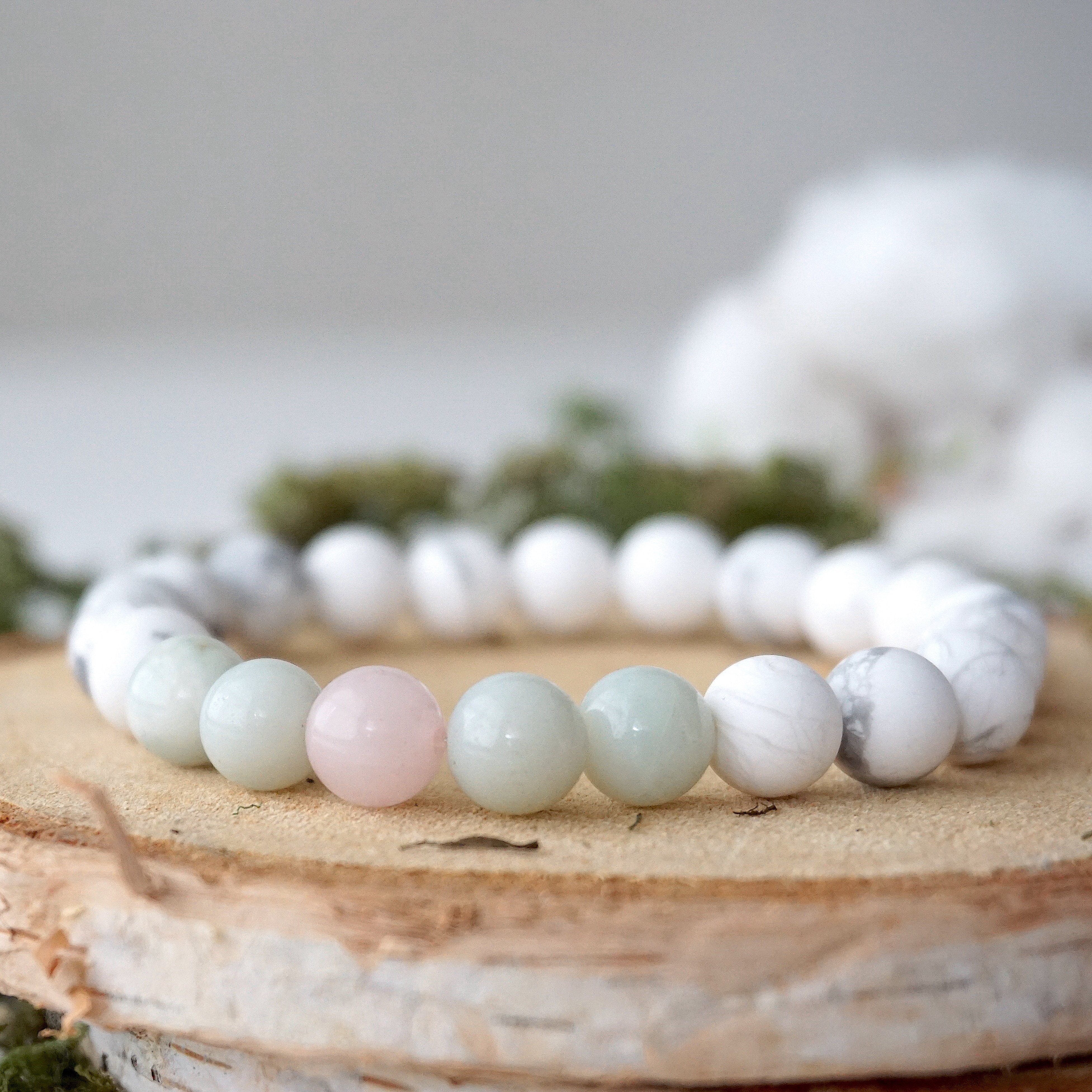 White Howlite Healing Crystal Mala Bracelet with Amazonite & Rose Quartz - Meditation, Yoga & Spiritual Balance Jewelry for Women