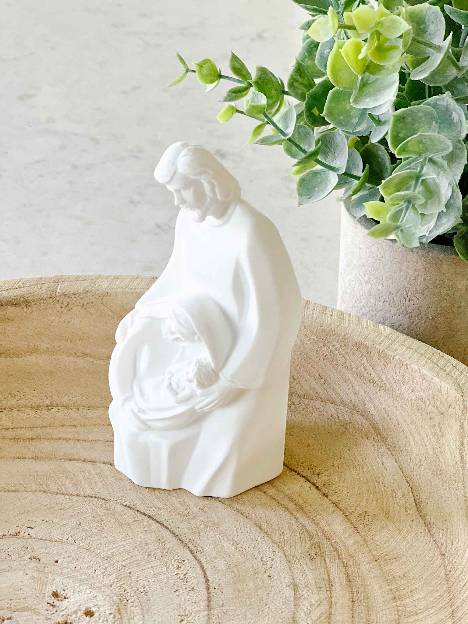 Holy Family Statue - Religious Home Decor for Christmas Nativity Scene & Catholic Gifts - Perfect for Church Altar, Christmas Display & Christian Home Decor