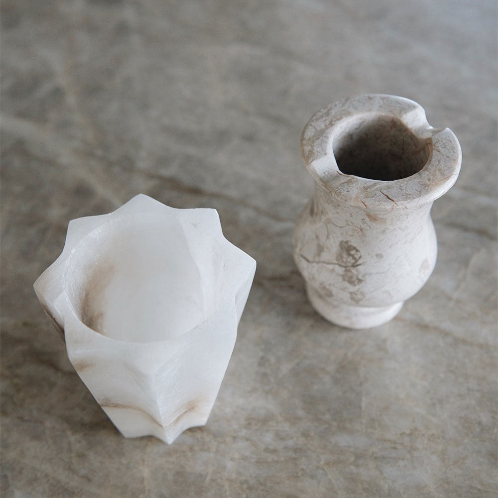 Elegant Fluted Alabaster Vase - Handcrafted Stone Vessel for Home Decor, Wedding Centerpieces & Luxury Gift Giving
