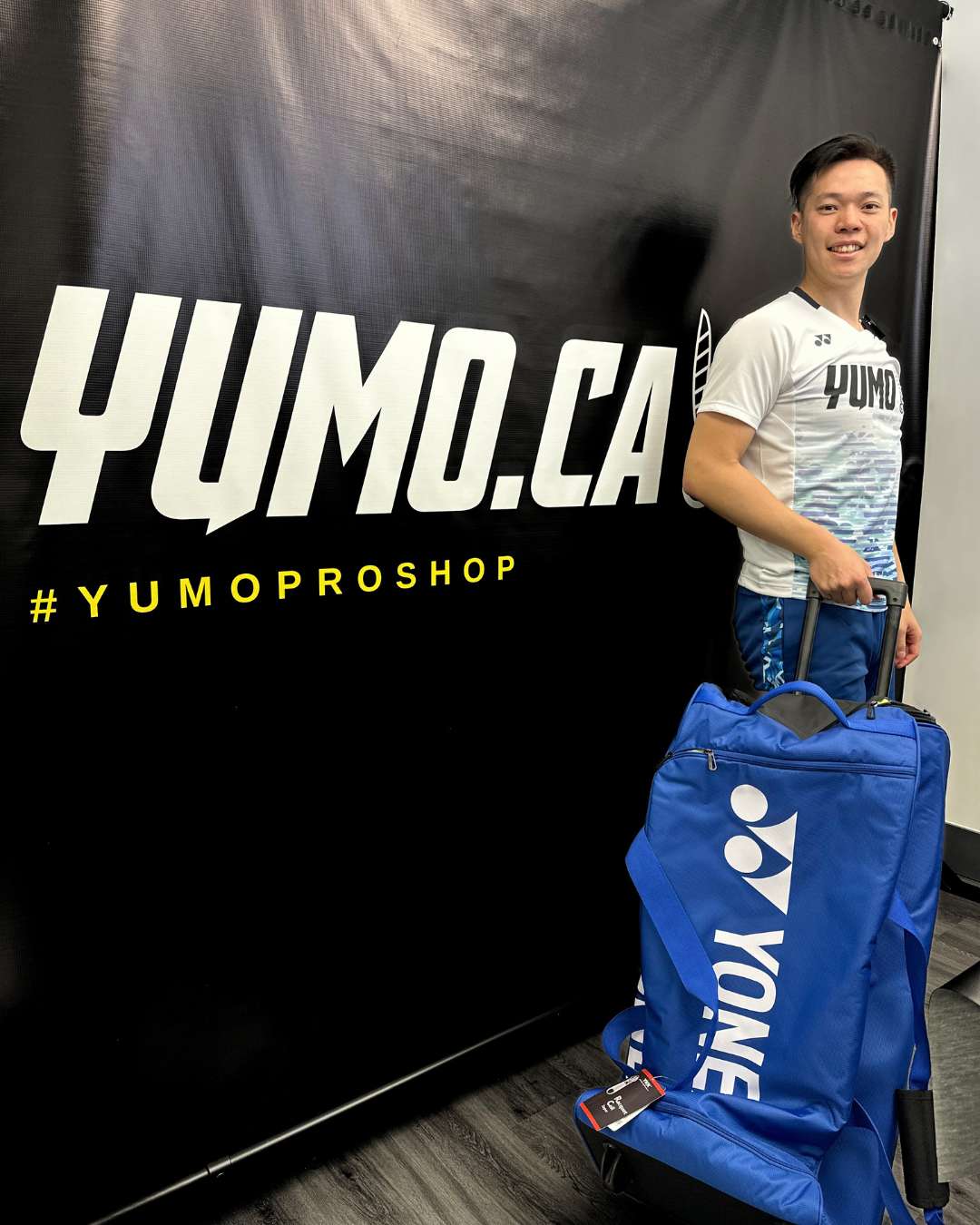 Yonex BAG92432 Pro Trolley Badminton Bag [Cobalt Blue] - Durable Sports Equipment for Tennis & Badminton Players | Perfect for Travel & Tournament Use