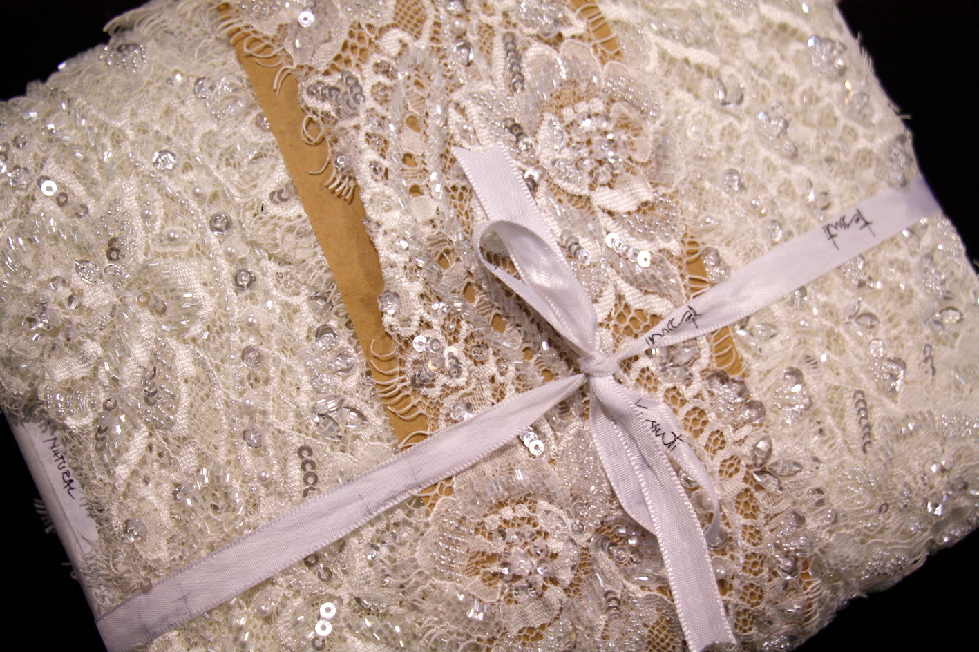 Chantell Natural Lace Trim - Elegant Lace Fabric for Wedding Dresses, Bridal Gowns & DIY Crafts - Perfect for Sewing, Costume Design & Home Decor Projects