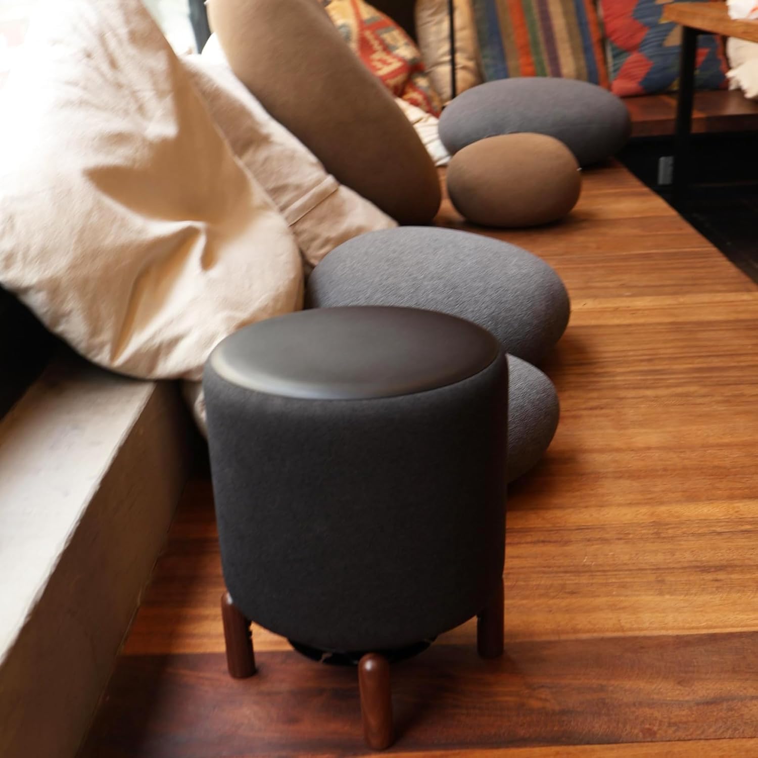 Premium Wooden Desk Stand for Echo Studio & Smart Speakers - Perfect for Home Office, Living Room & Bedroom Audio Setup