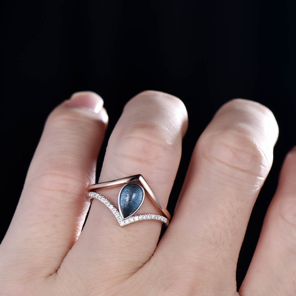 Pear London Blue Topaz Engagement Ring Set in 14k/18k Gold - Elegant Wedding & Proposal Jewelry for Her