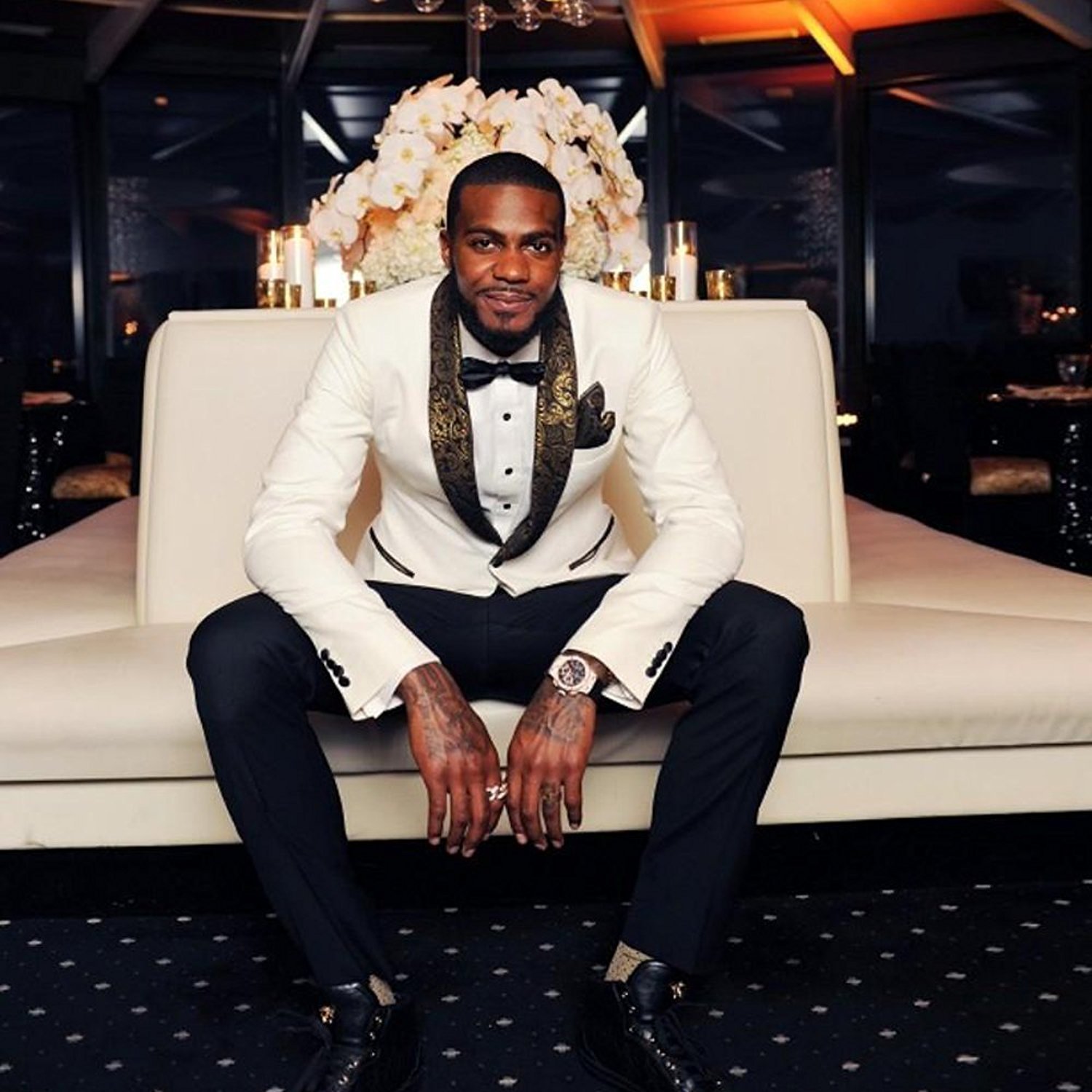 Premium Jacquard Gold Paisley Floral Tuxedo Suit for Men - Slim Fit White Wedding Groom Prom Formal Suit with Shawl Lapel - Perfect for Black Tie Events, Evening Galas & Special Occasions