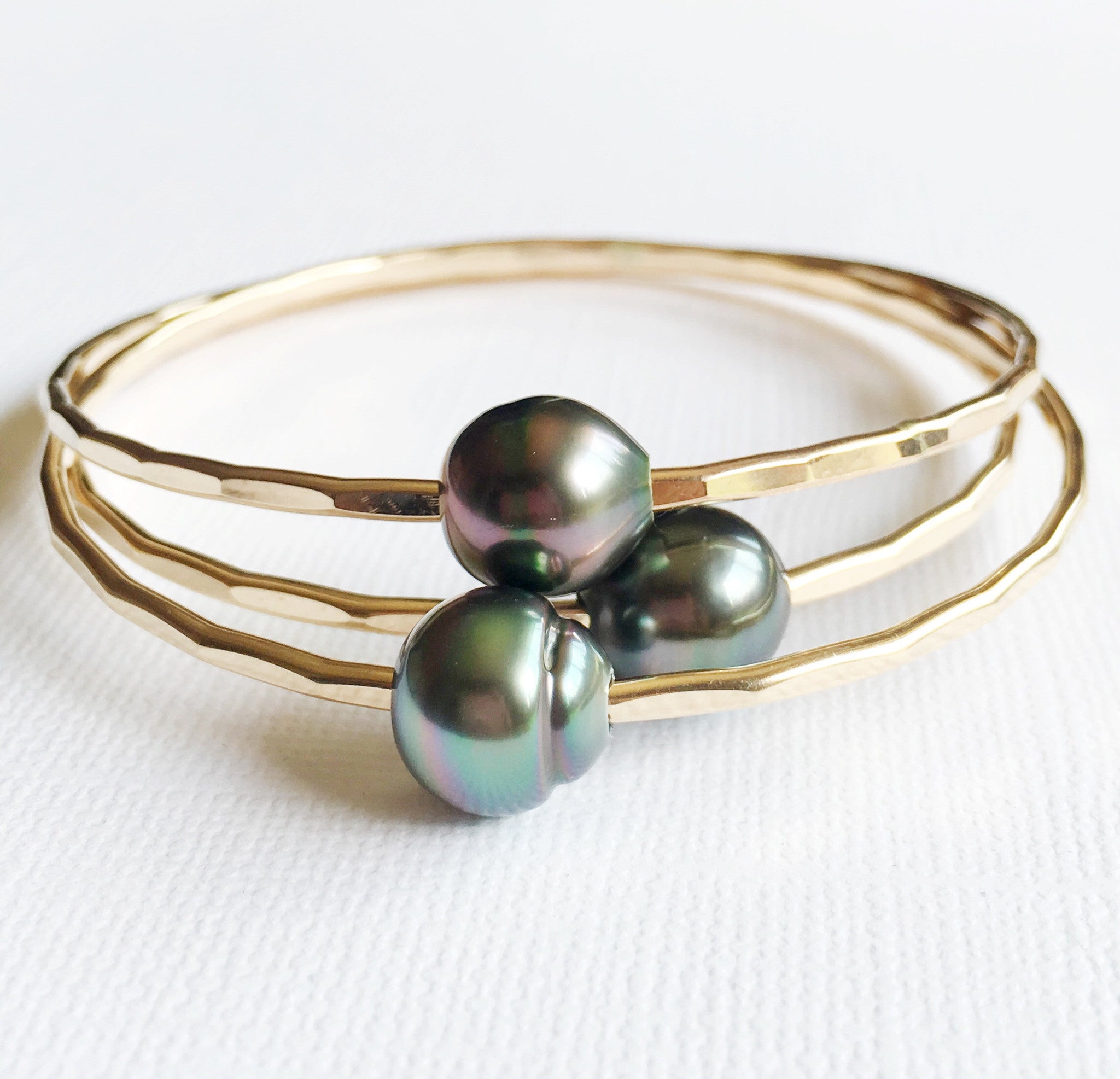 Bangle Leah (B106) - Elegant Fashion Bracelet for Women | Perfect for Parties, Weddings & Daily Wear