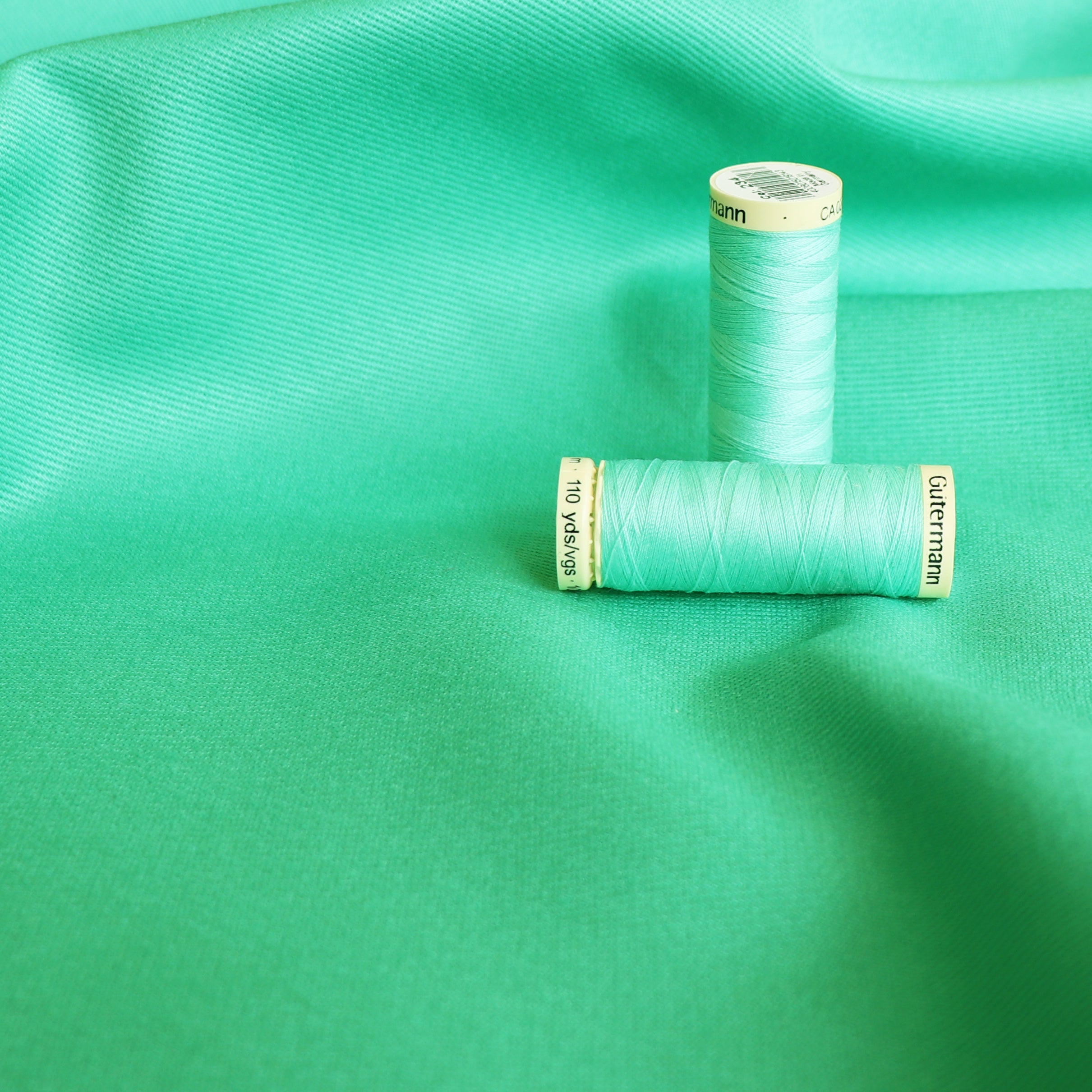 Premium Ventana Cotton Twill Fabric by Robert Kaufman - Parakeet Green - Perfect for Quilting, Apparel & Home Decor Projects