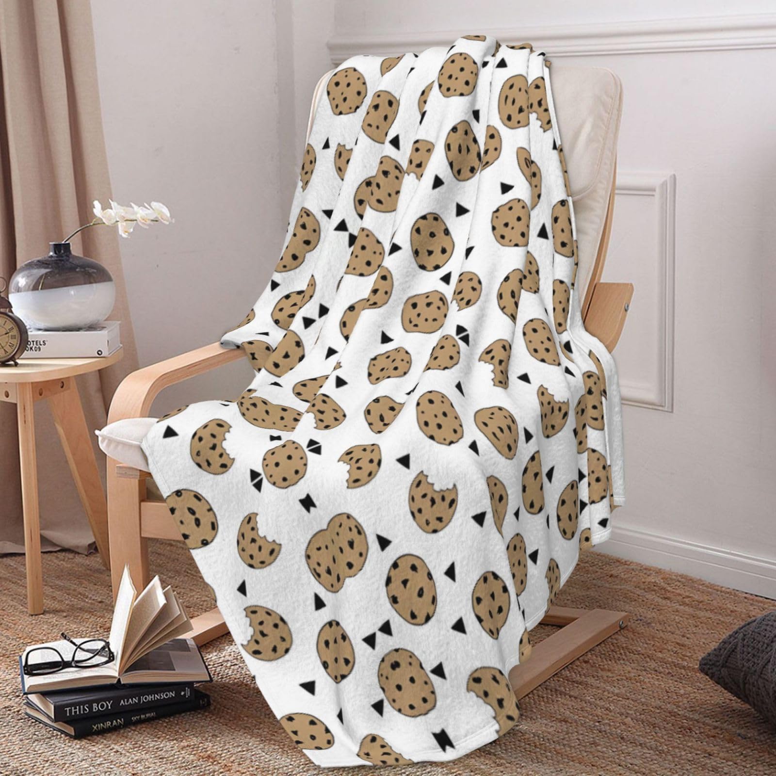 YYHHAOFA Flannel Blanket - 66 x 90 Inches Large, Soft & Warm Fleece Throw - Skin-Friendly, Durable & Easy Care - Perfect for Cookies, Snacks & Cozy Movie Nights