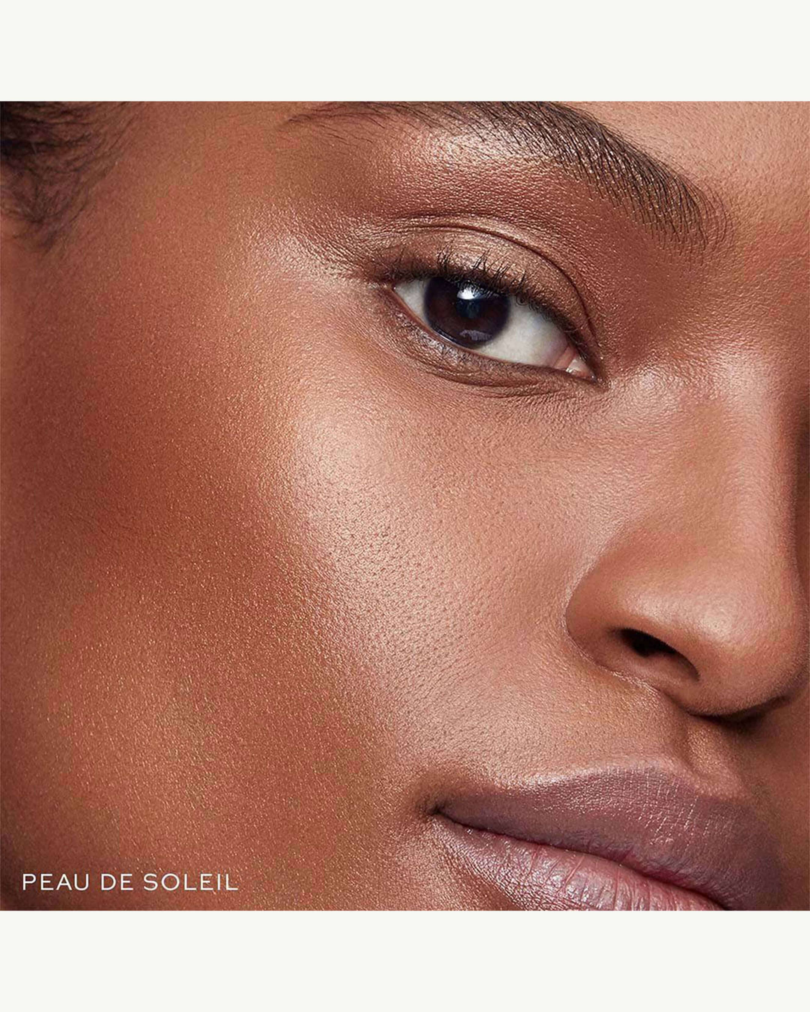 Best Super Loaded Tinted Highlight - Creamy Highlighter Stick for Face & Body - Perfect for Contouring, Glowing Makeup & Natural Everyday Look