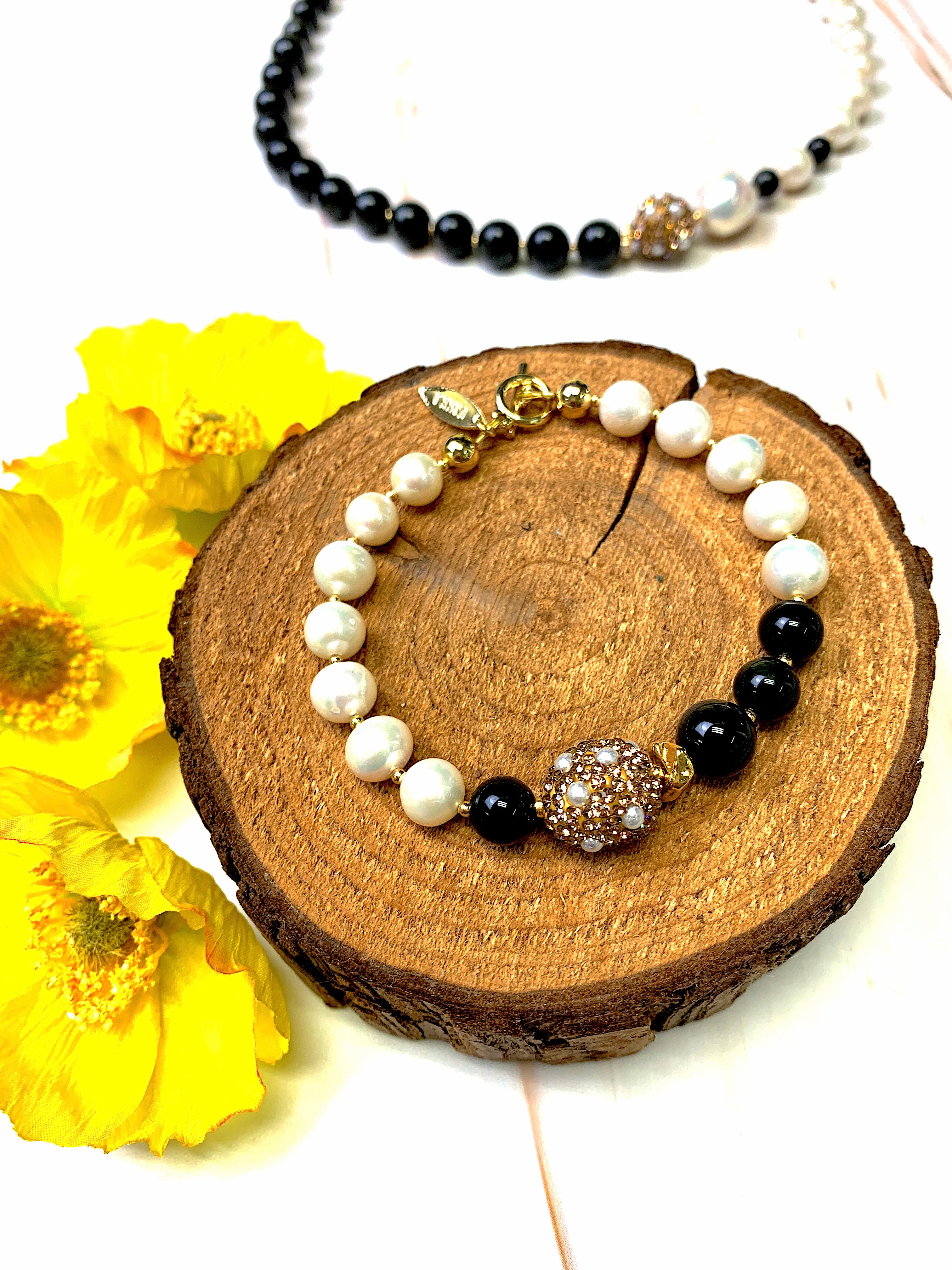 Elegant Freshwater Pearls & Black Obsidian Beaded Bracelet FB003 - Perfect for Meditation, Yoga & Spiritual Healing