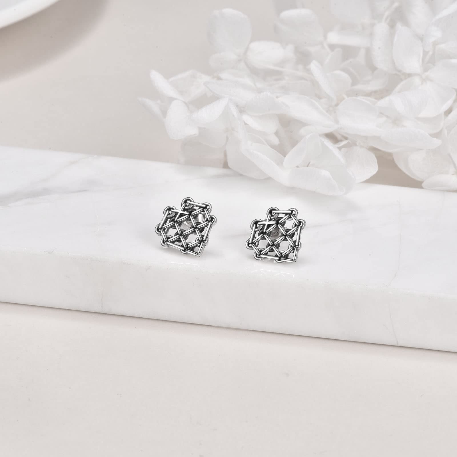 URONE Sterling Silver Heart Stud Earrings - Elegant Heart Grid Design Jewelry for Women | Perfect Gift for Valentine's Day, Anniversary & Everyday Wear