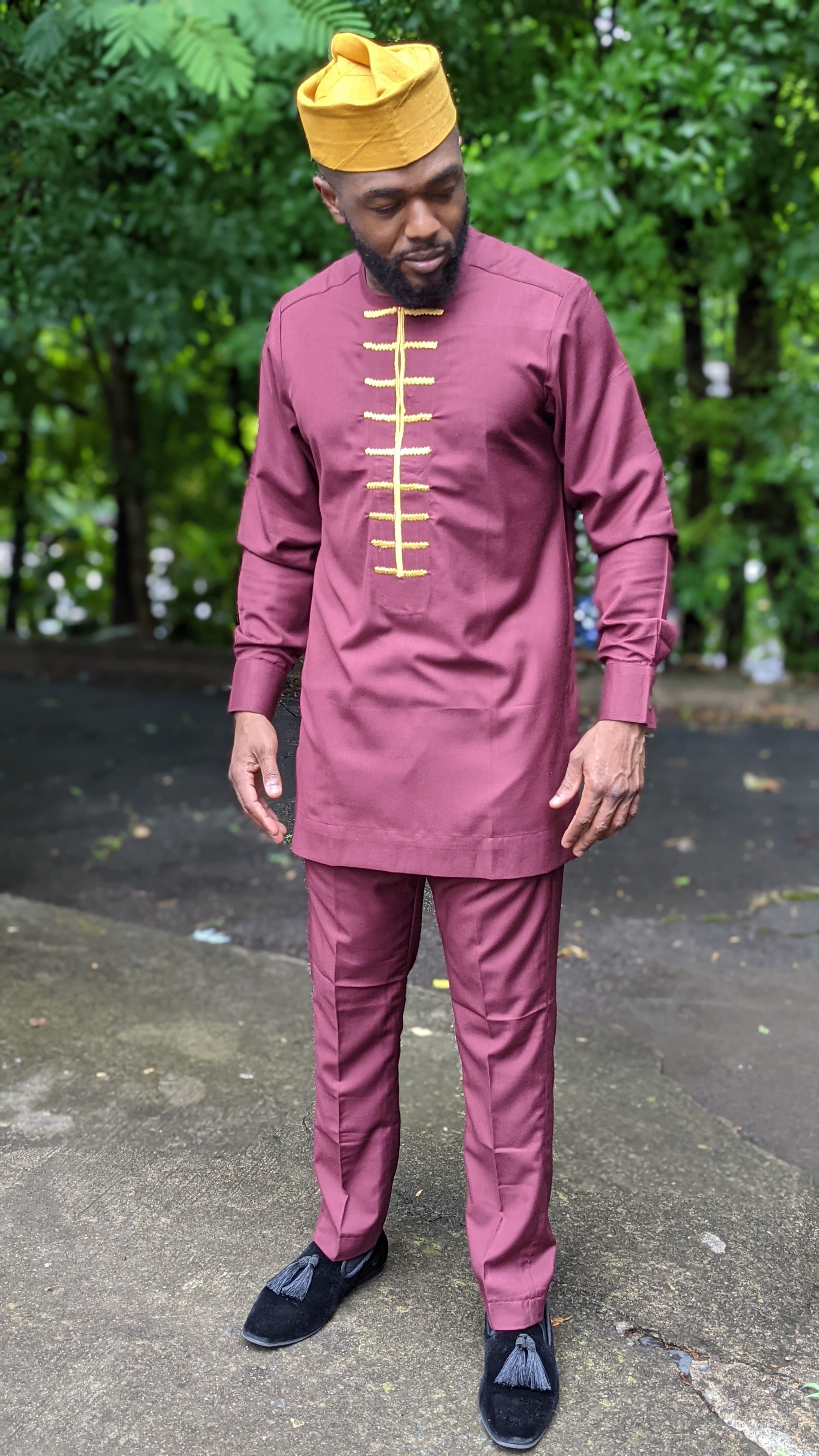 Premium Embroidered Burgundy and Gold African Senator Suit for Men | Traditional Nigerian Attire | Perfect for Weddings, Cultural Events & Special Occasions