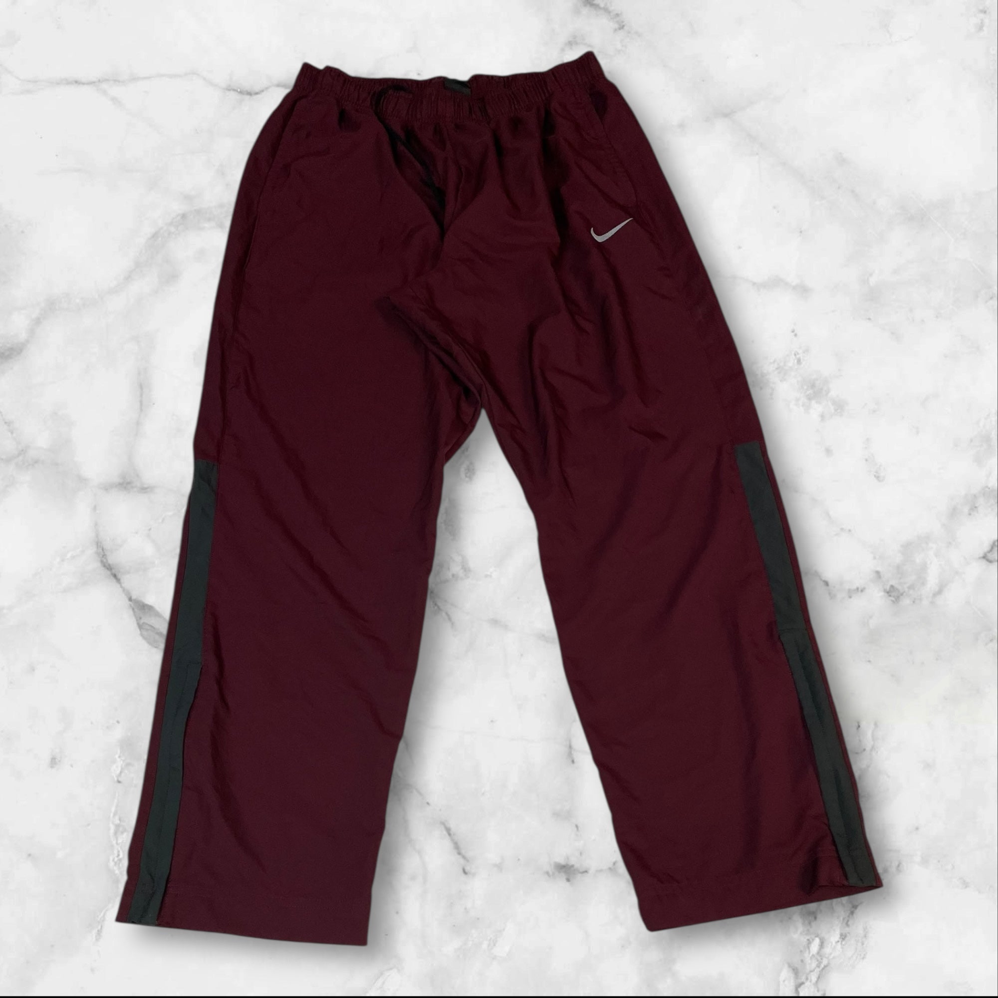 Nike Vintage Trackpants - Baggy Fit XL Size 2238 - Retro Joggers for Men, Casual Wear & Street Style Outfits