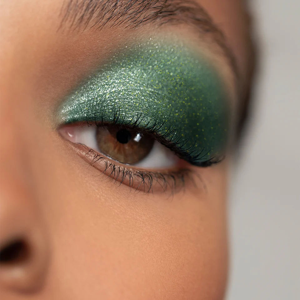 Victoria Beckham Beauty Lid Lustre - Cream Eyeshadow for Glamorous Makeup Looks | Perfect for Day to Night Wear, Parties & Special Occasions