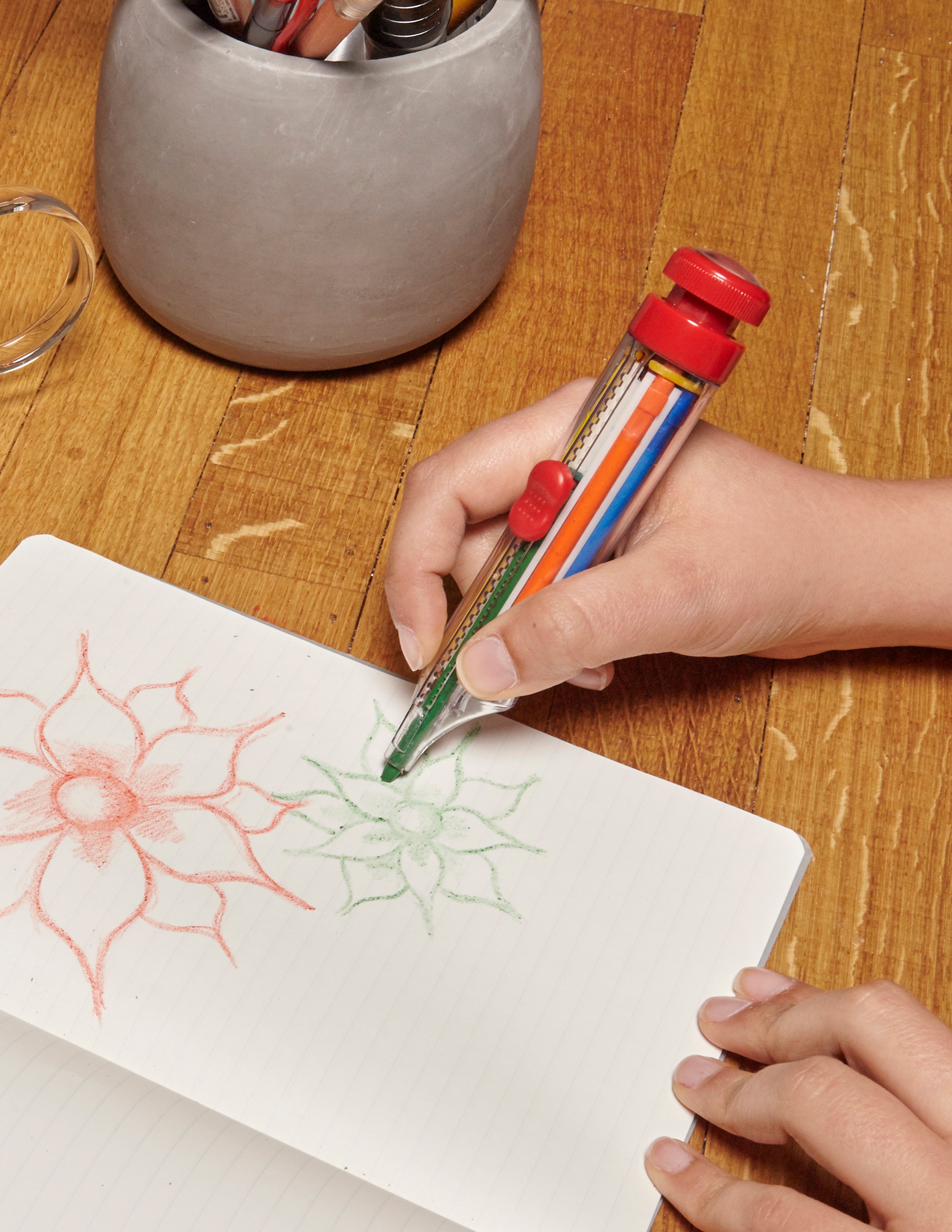 8-Color Crayon Pens for Kids - Washable Non-Toxic Art Supplies for Drawing, Coloring & School Projects - Perfect for Classroom, Home & Travel Activities