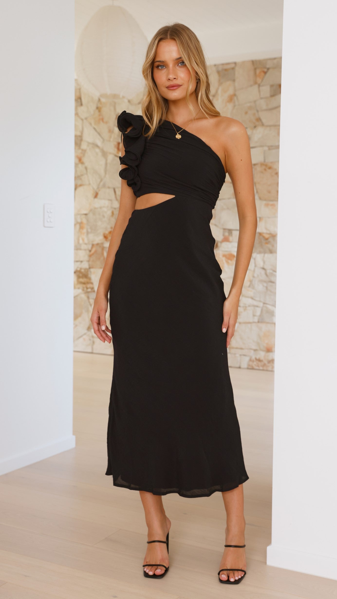 Elegant Amina Maxi Dress for Women - Black Flowy Long Dress for Summer, Beach, Parties & Special Occasions