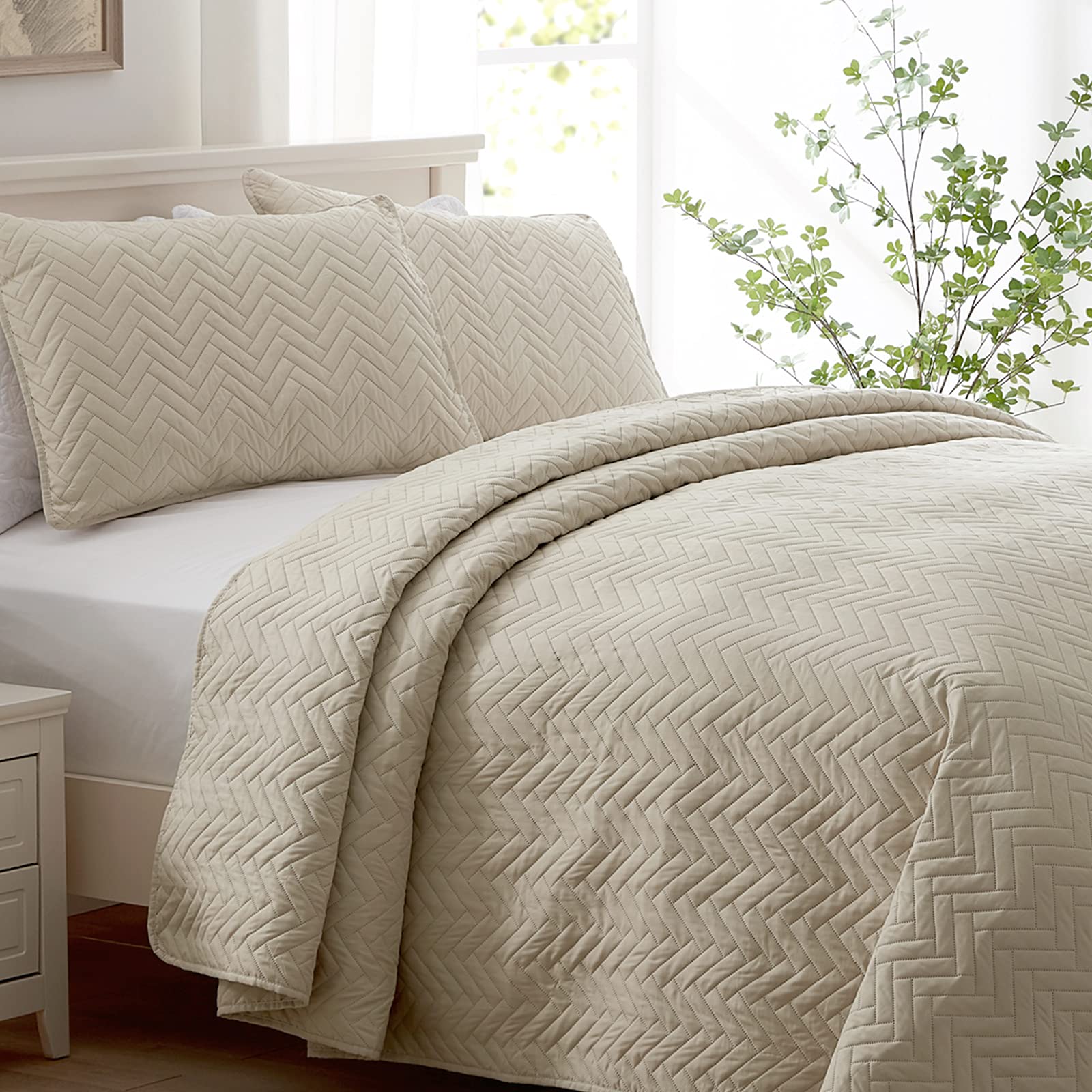 SEMECH King Size Quilt Set - 3 Piece Luxury Bedding with 1 Quilt & 2 Shams (118