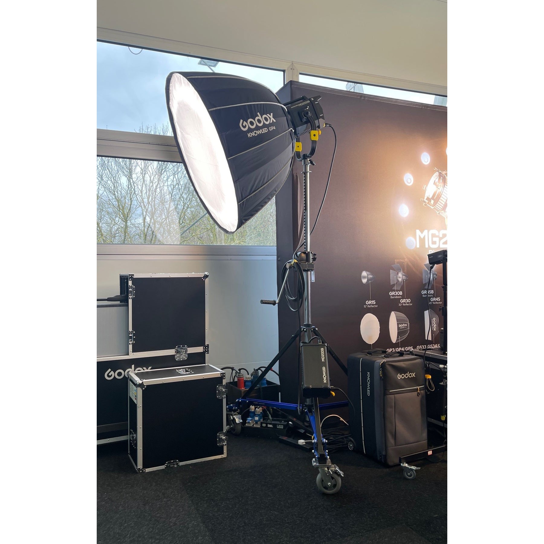 KNOWLED MG1200Bi Dual Color LED Broadcast Lighting Kit - Professional Studio Light for YouTube, Streaming, Photography & Video Production
