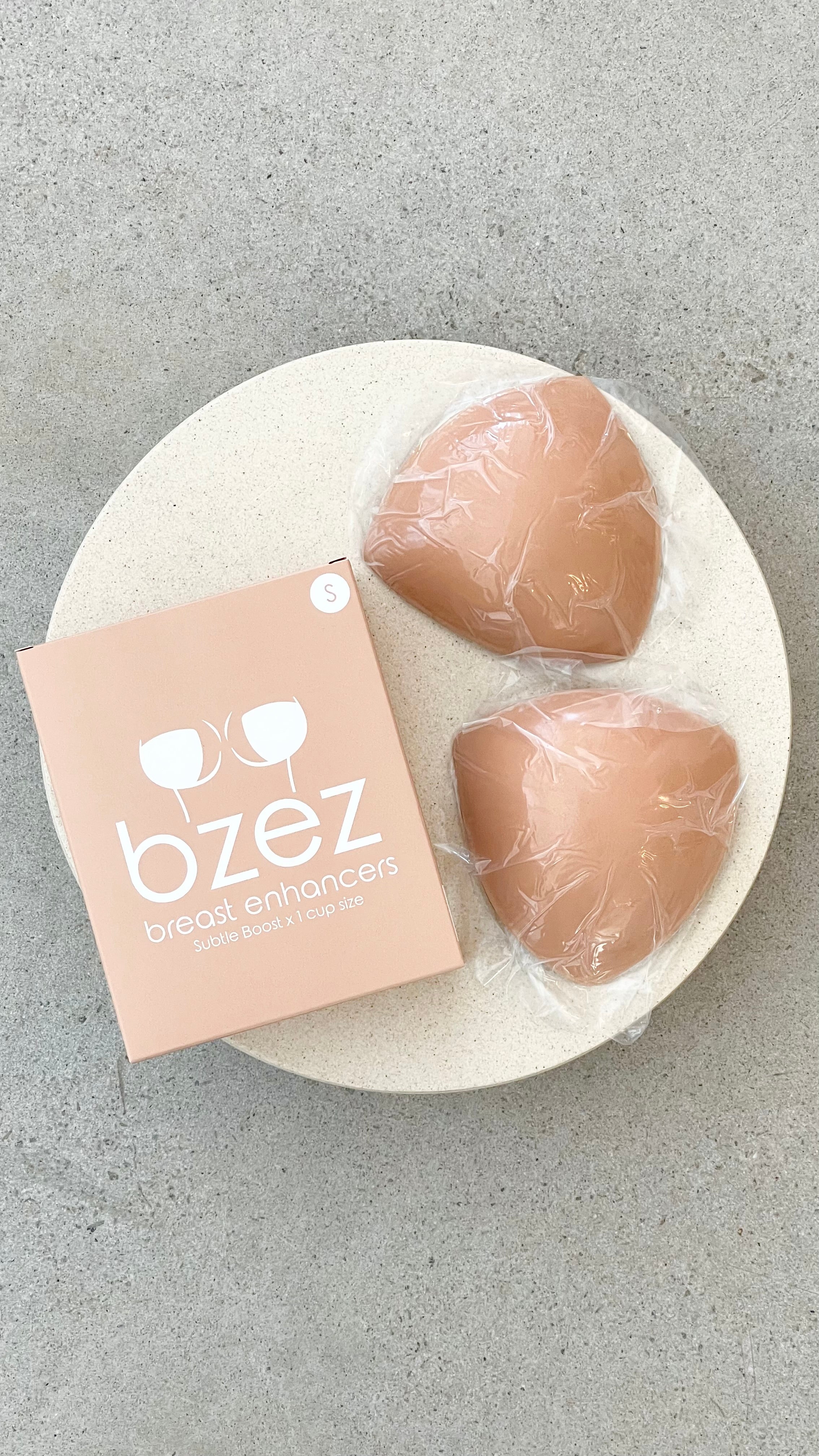 BZEZ Silicone Breast Enhancer Inserts - Natural Lift & Subtle Boost for Women - Perfect for Swimwear, Dresses & Everyday Wear