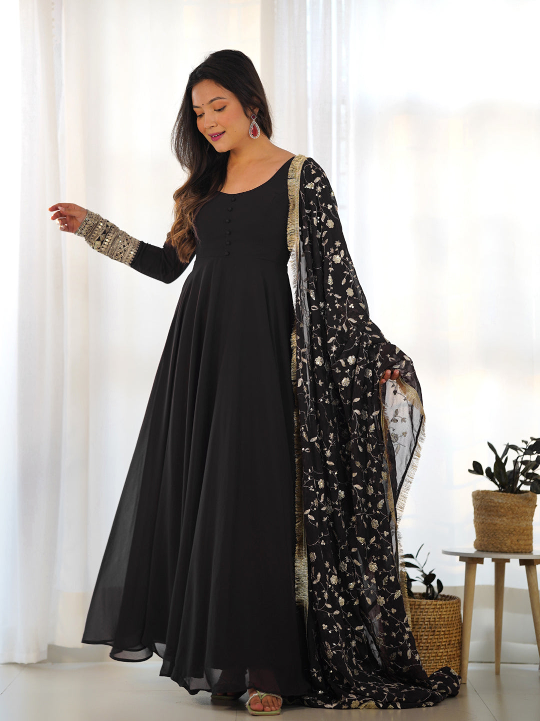 Elegant Black Heavy Pure Soft Fox Georgette Anarkali Dress with Embroidery & Sequence Jari Work - Perfect for Weddings, Parties & Festive Occasions