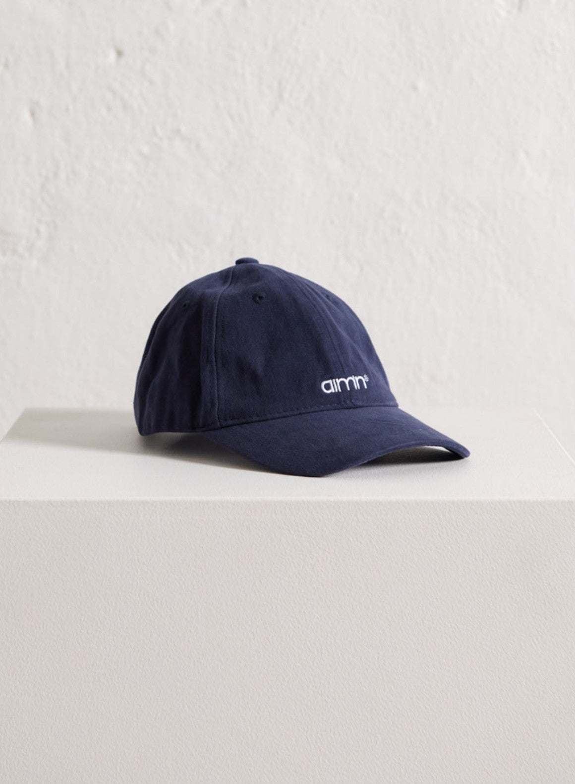 Navy Blue Small Logo Baseball Cap for Men & Women - Stylish Adjustable Snapback Hat for Outdoor Sports, Casual Wear & Fashion Accessories