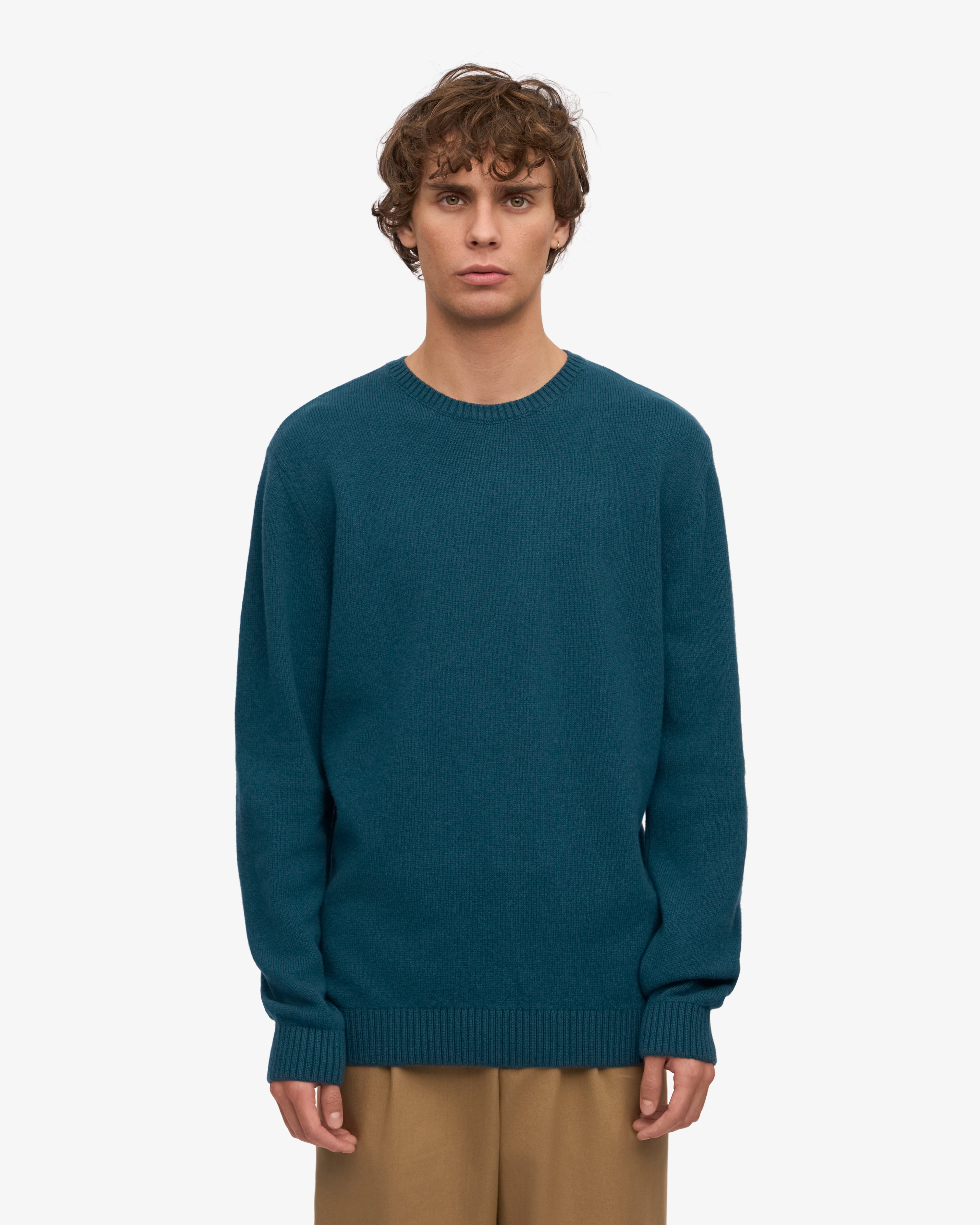 Classic Merino Wool Crew Neck Sweater for Men & Women | Soft & Warm Ocean Green Pullover | Perfect for Winter, Fall & Casual Outfits